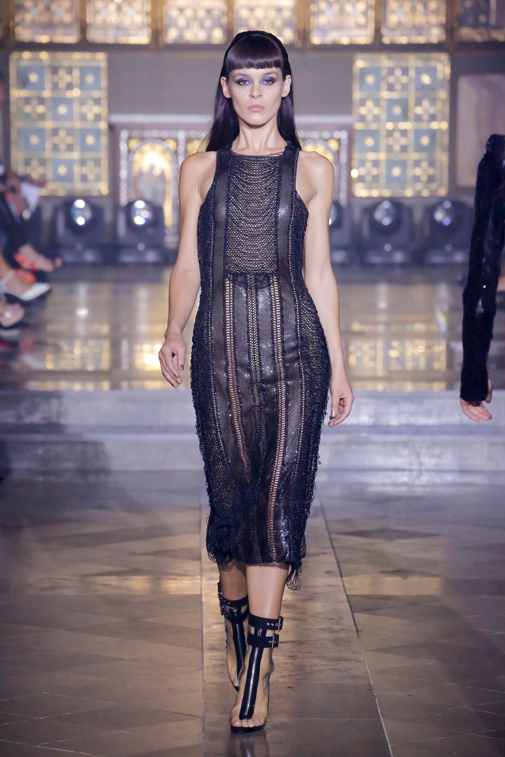 Julien Macdonald S/S 19 Look 8