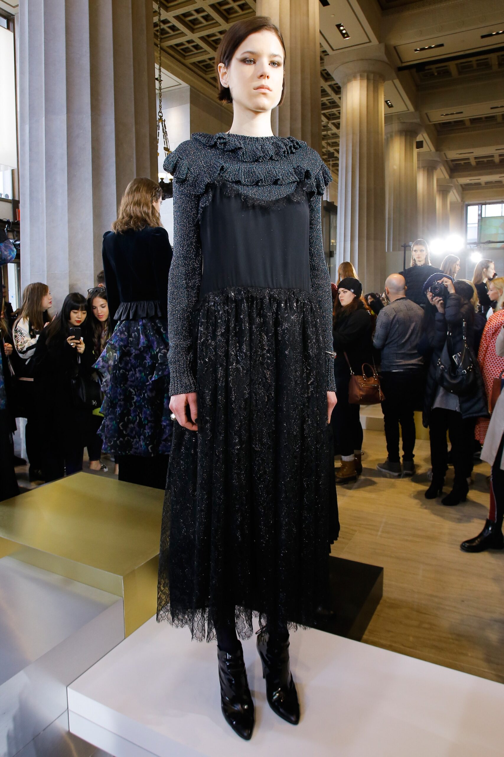 Jill Stuart F/W 17 Look 2