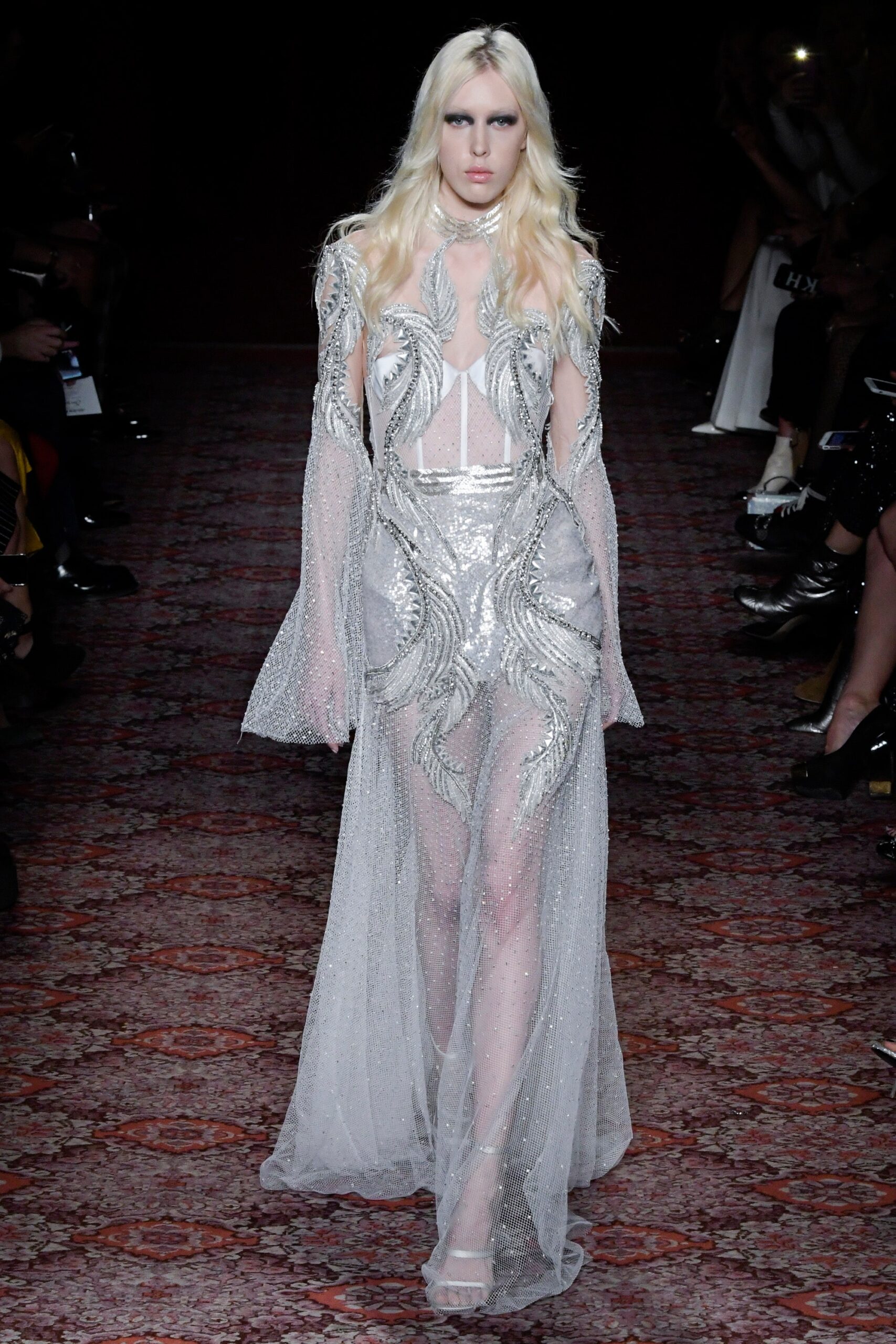 Julien Macdonald F/W 17 Look 24