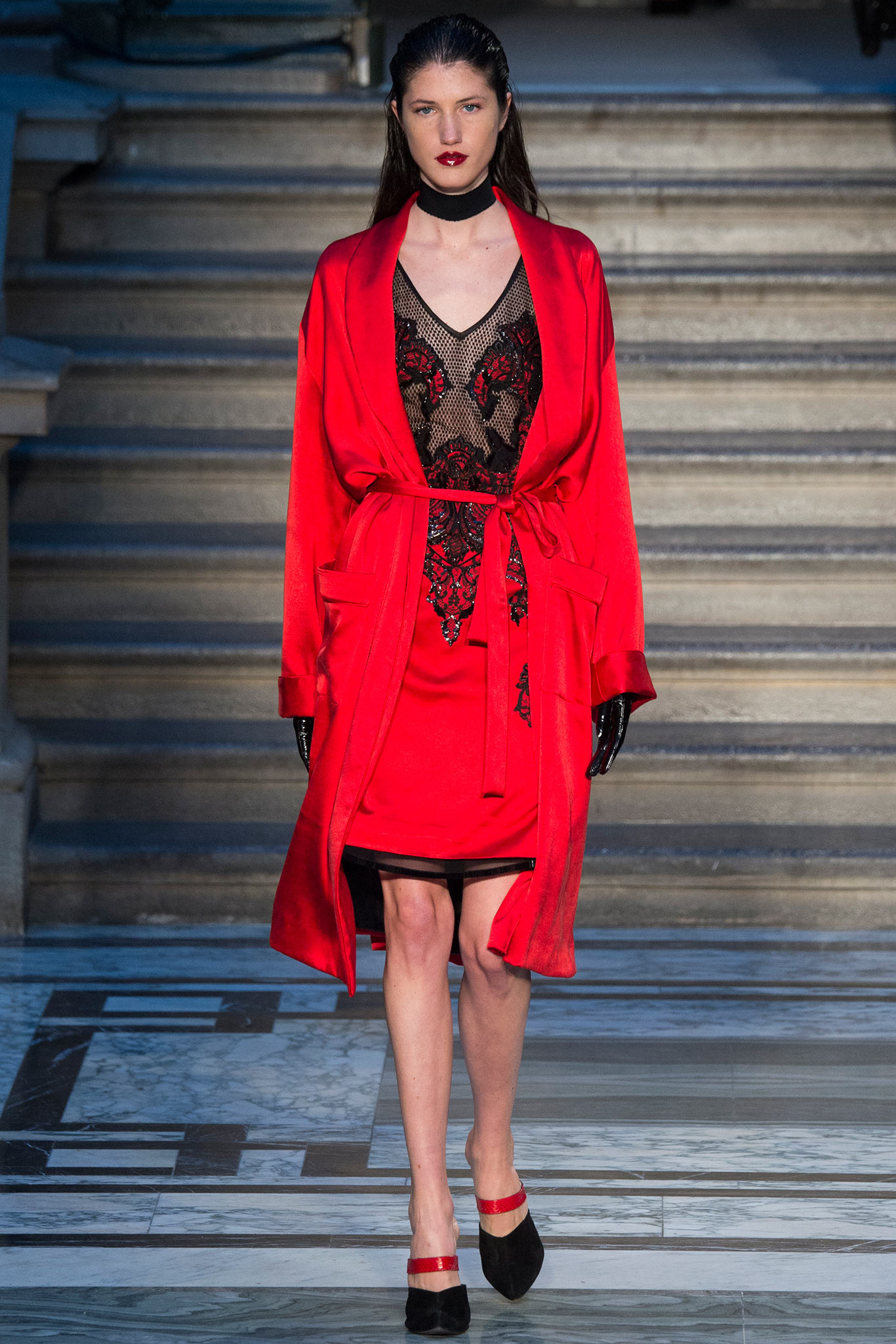 Julien Macdonald F/W 15 Look 10