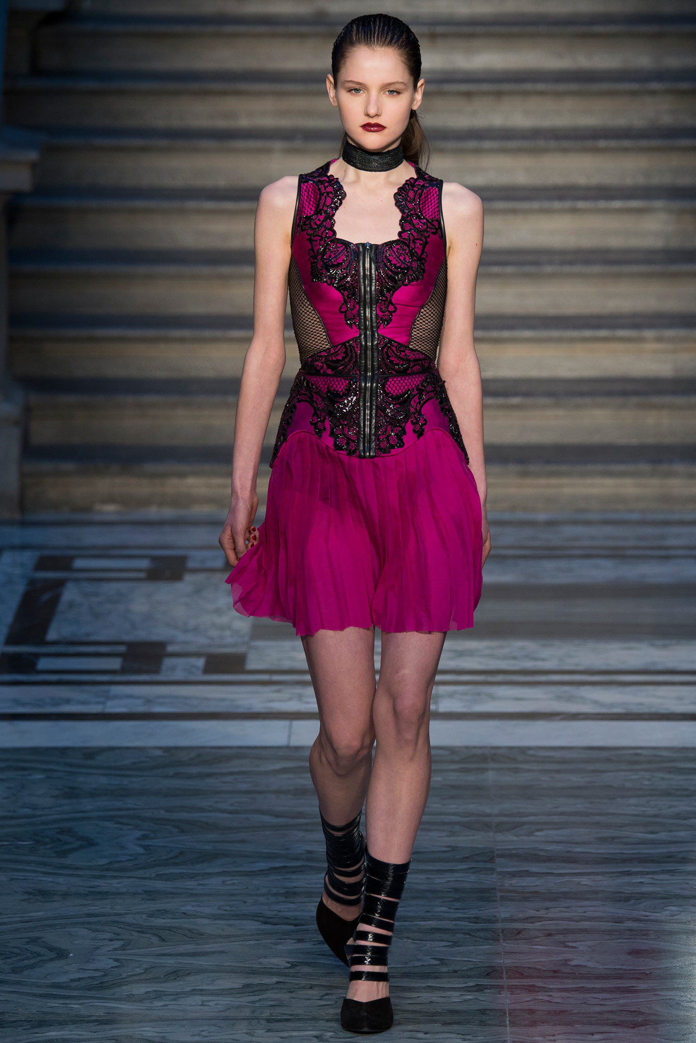 Julien Macdonald F/W 15 Look 12