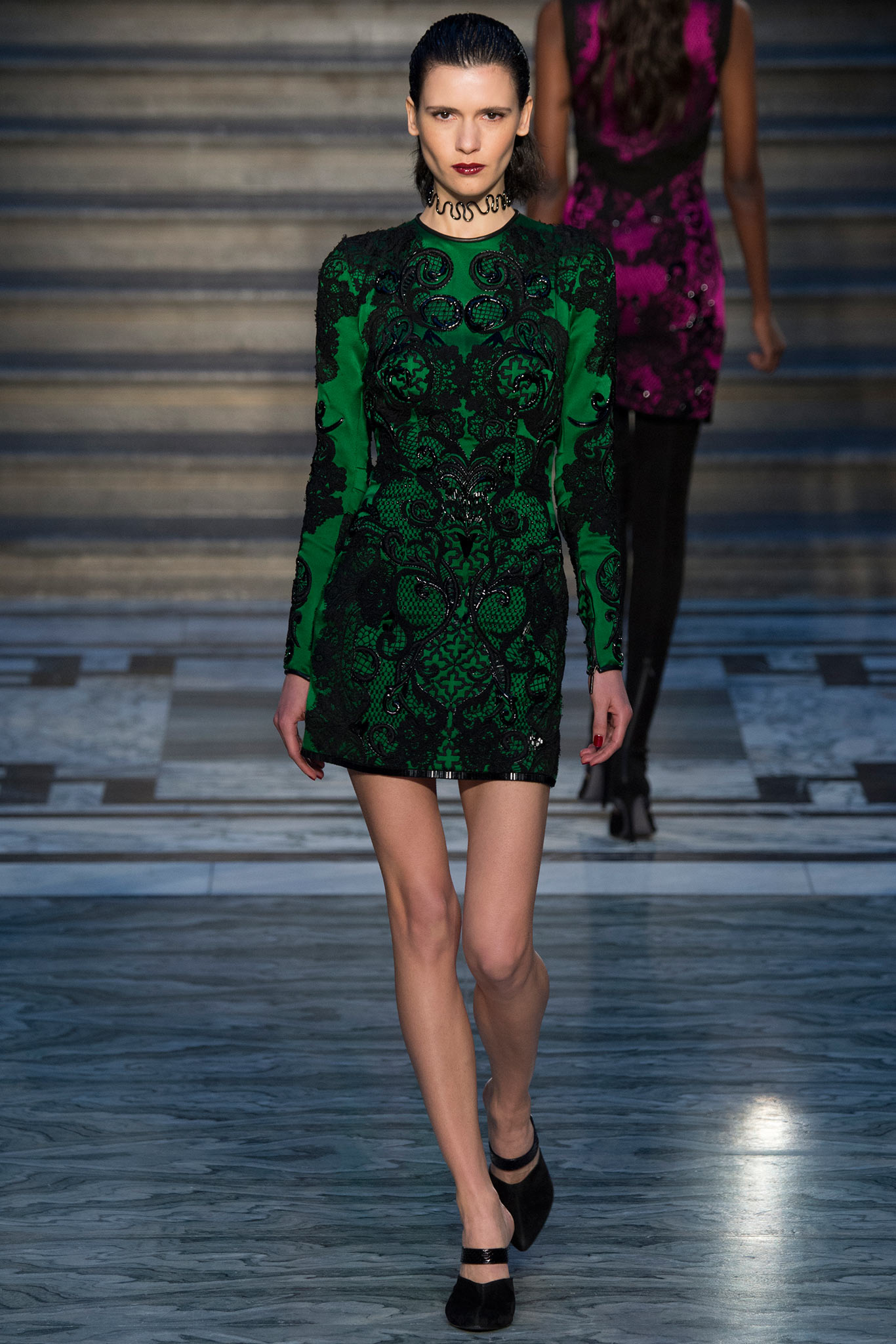 Julien Macdonald F/W 15 Look 15