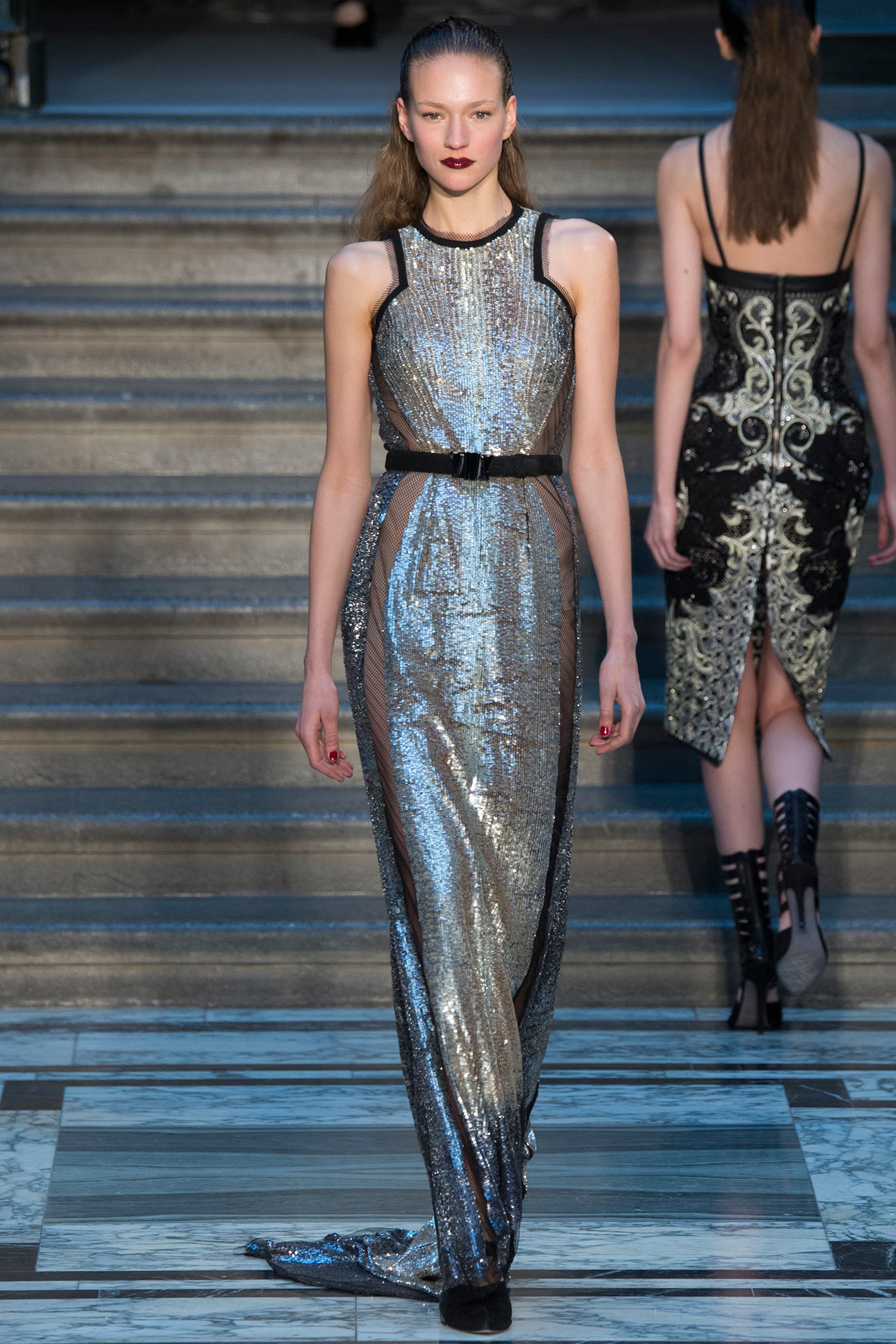 Julien Macdonald F/W 15 Look 33
