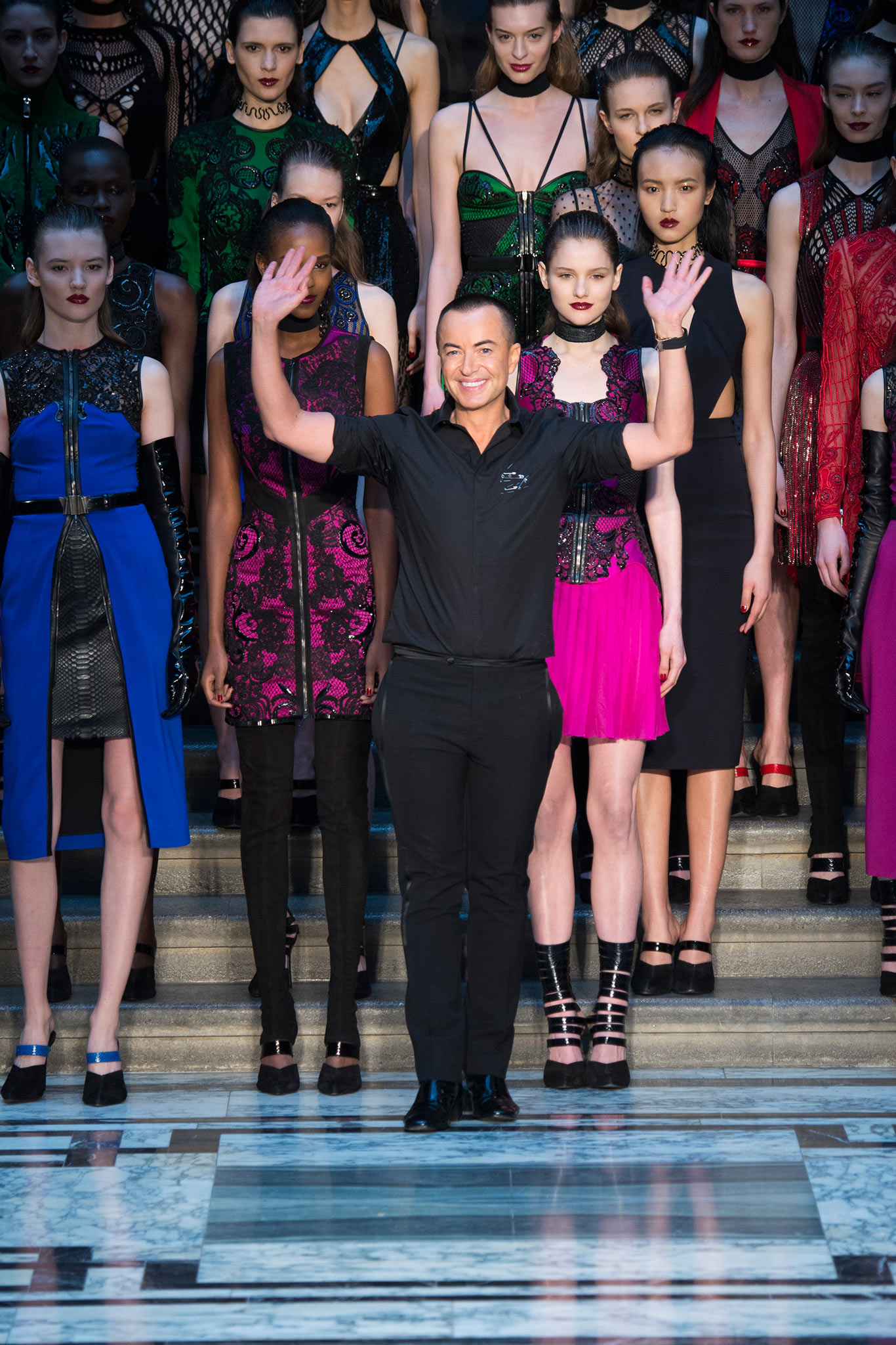 Julien Macdonald F/W 15 Look 37