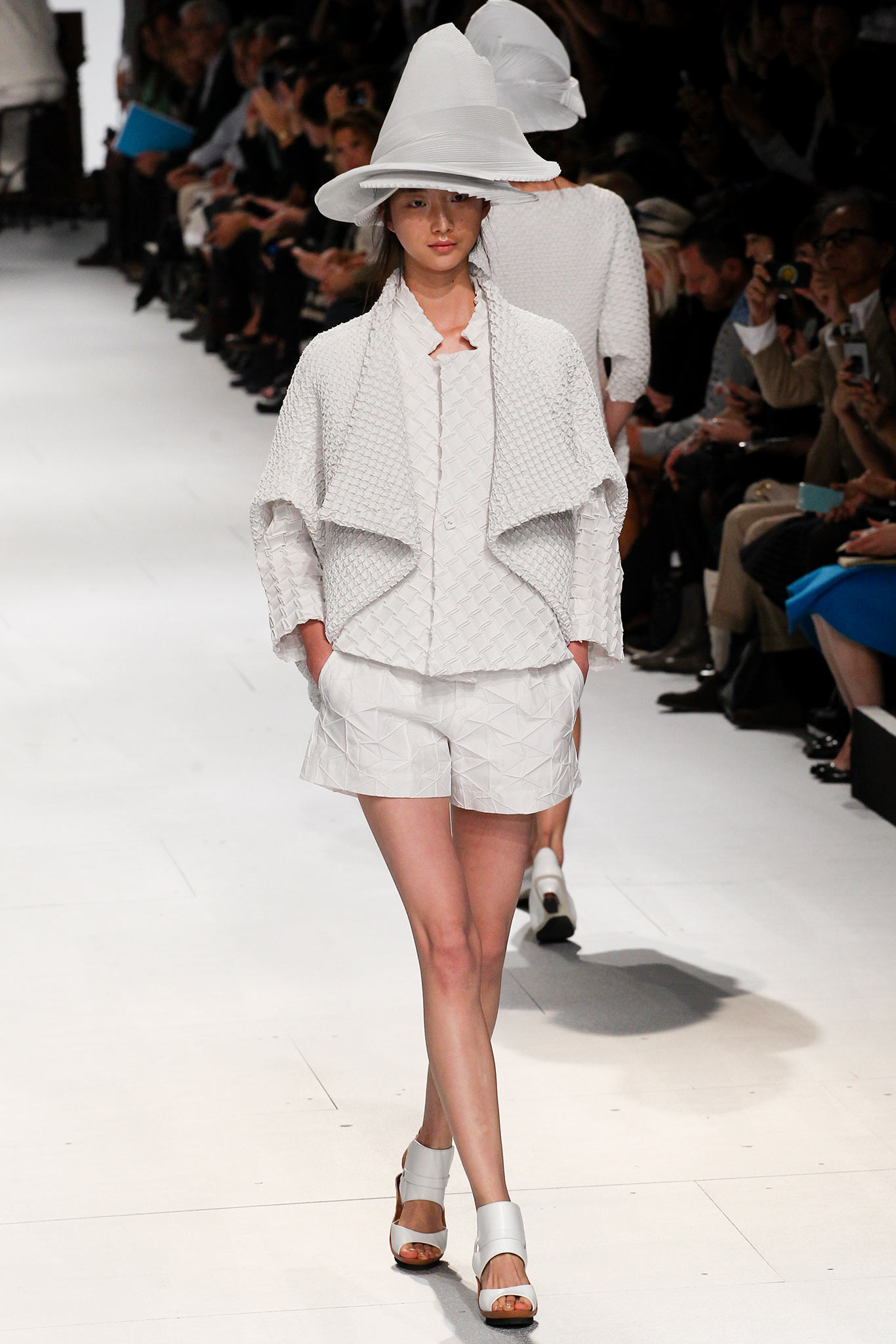 Issey Miyake S/S 15 Look 4