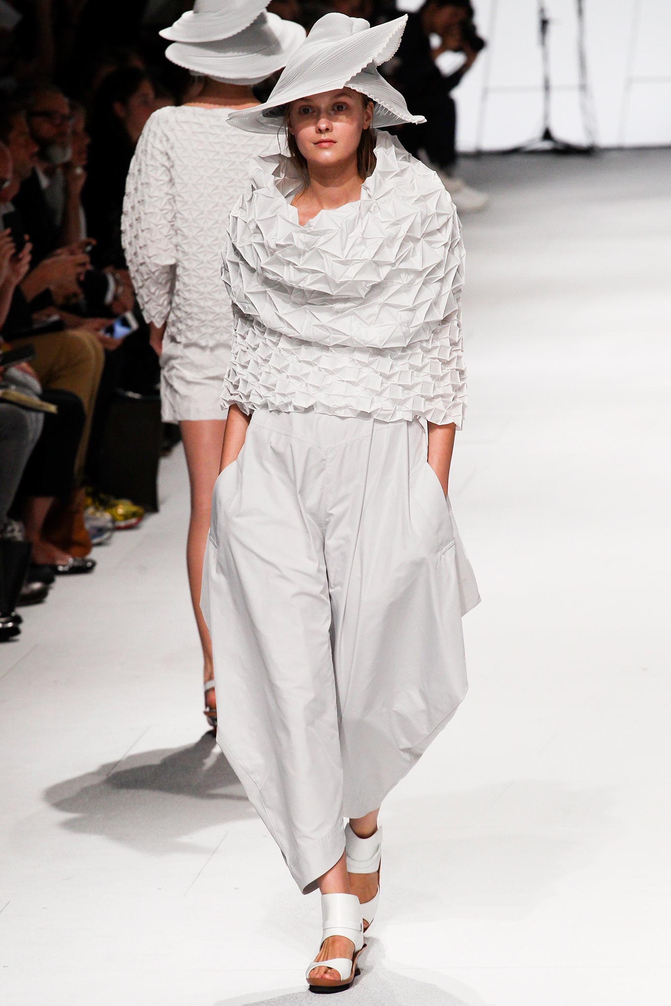 Issey Miyake S/S 15 Look 5