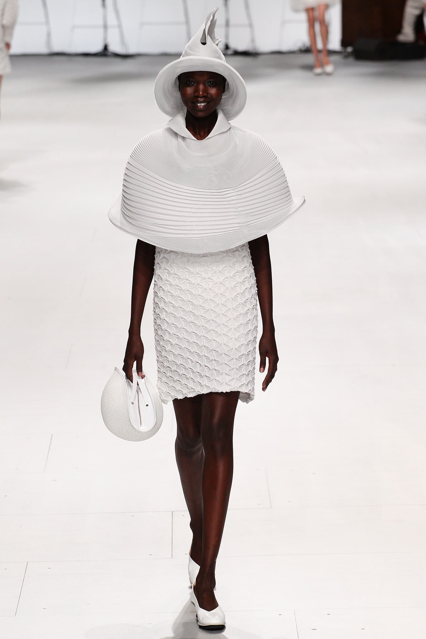 Issey Miyake S/S 15 Look 6