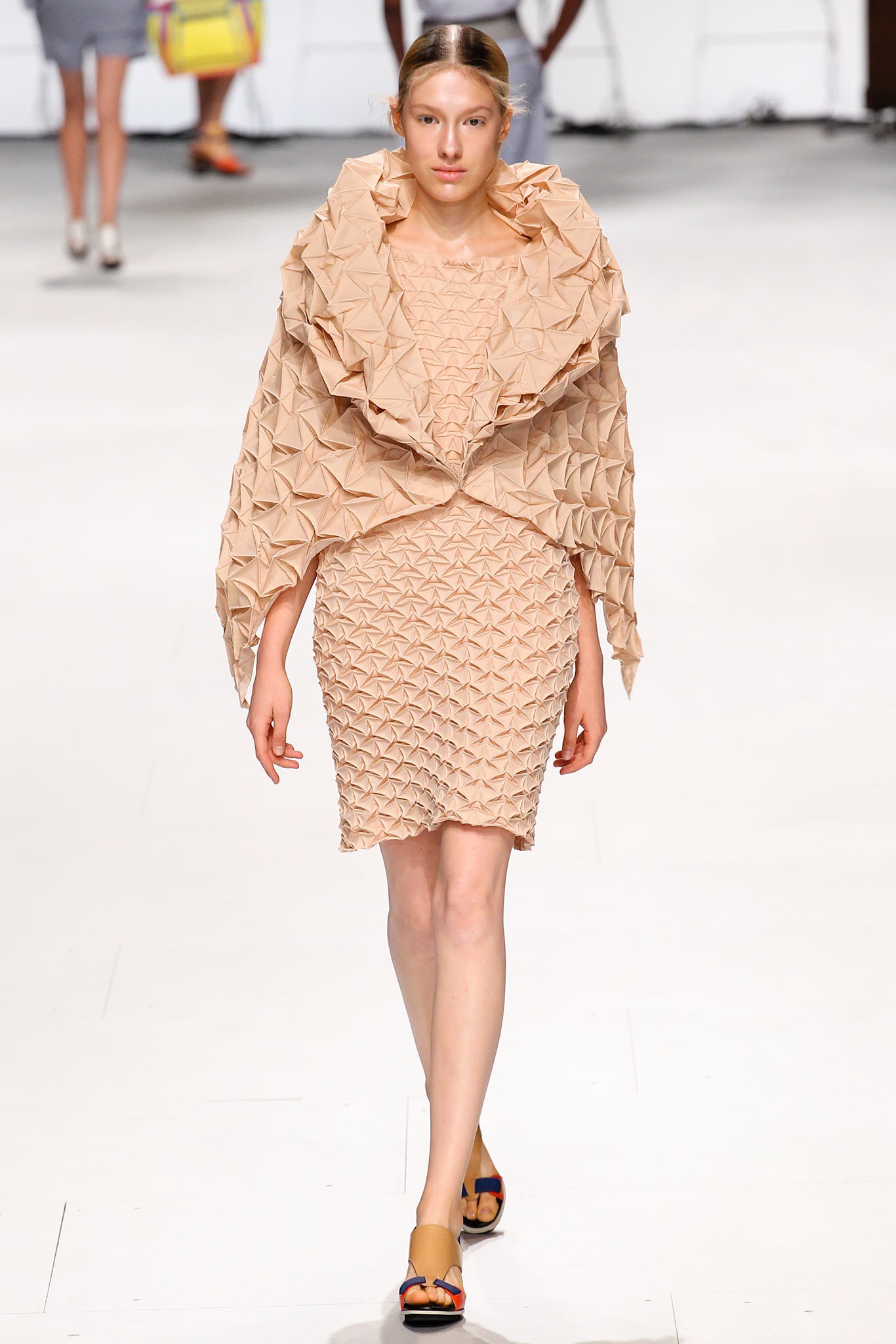 Issey Miyake S/S 15 Look 20