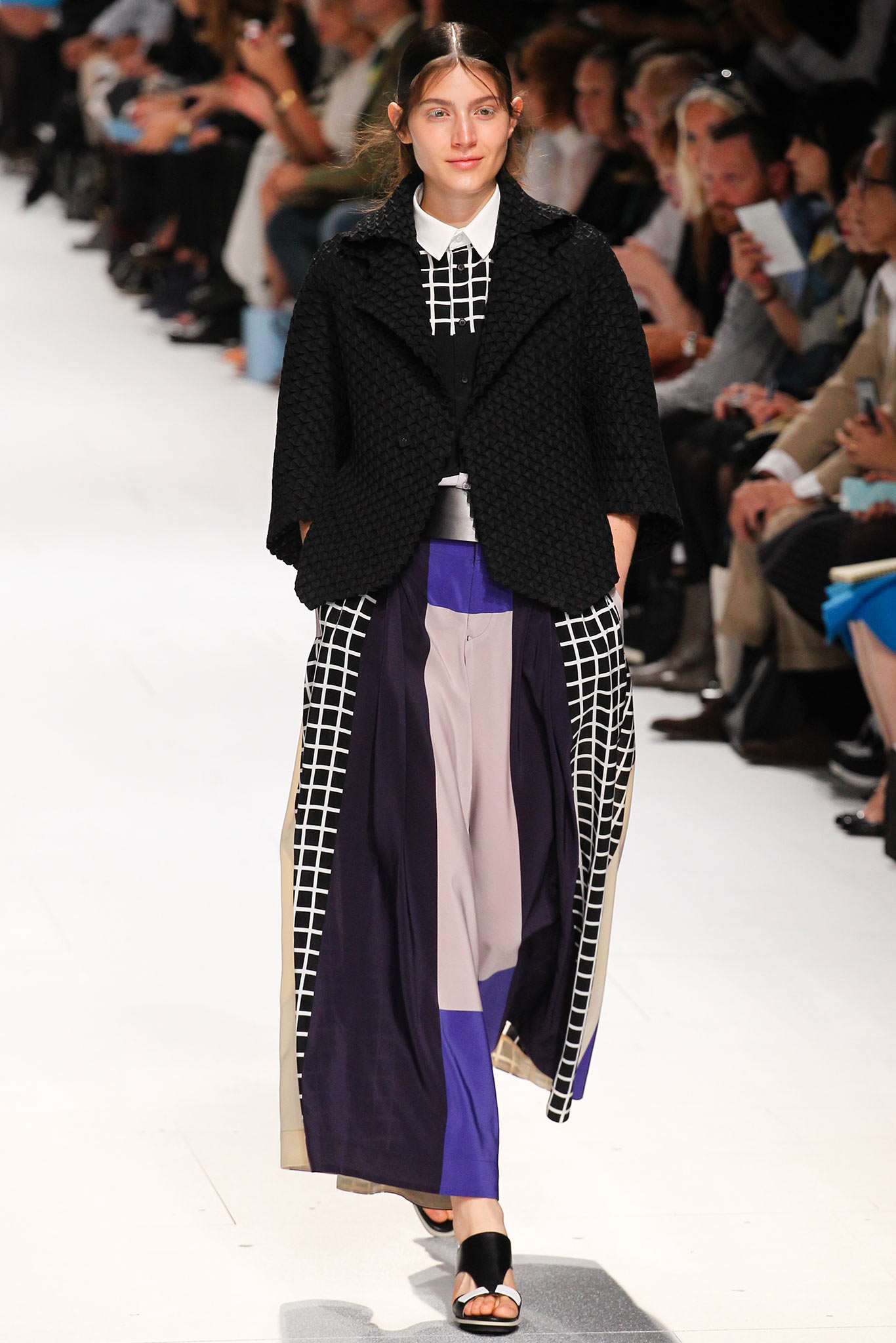 Issey Miyake S/S 15 Look 32