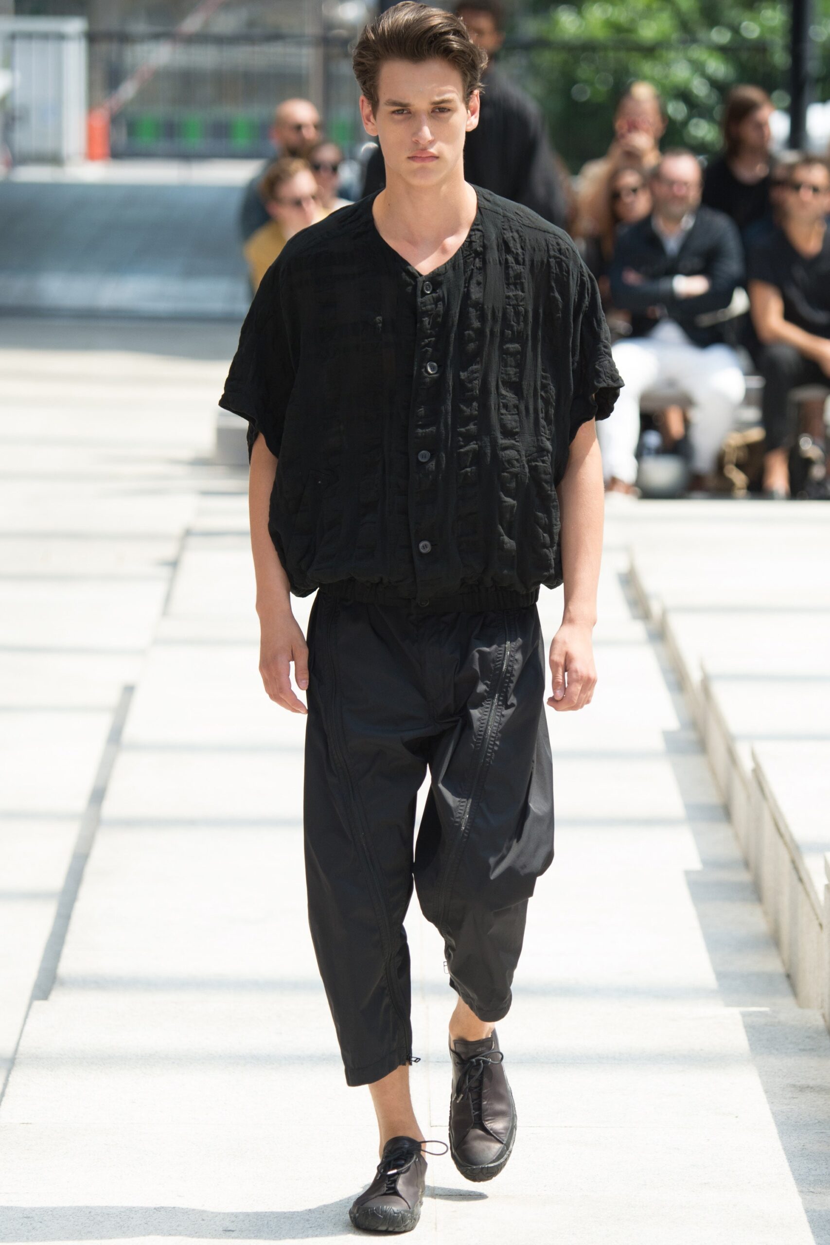 Issey Miyake S/S 17 Menswear Look 12