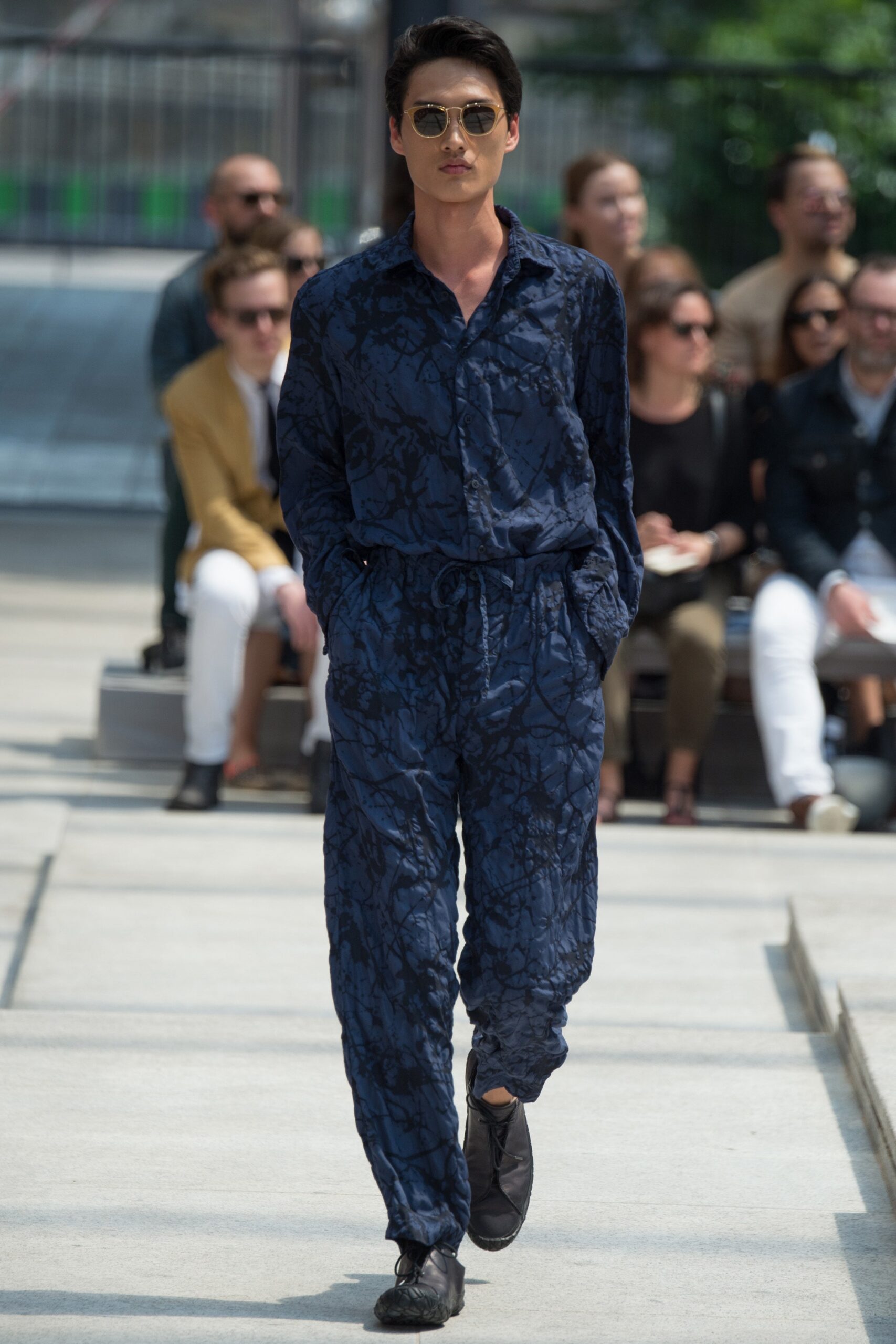 Issey Miyake S/S 17 Menswear Look 20