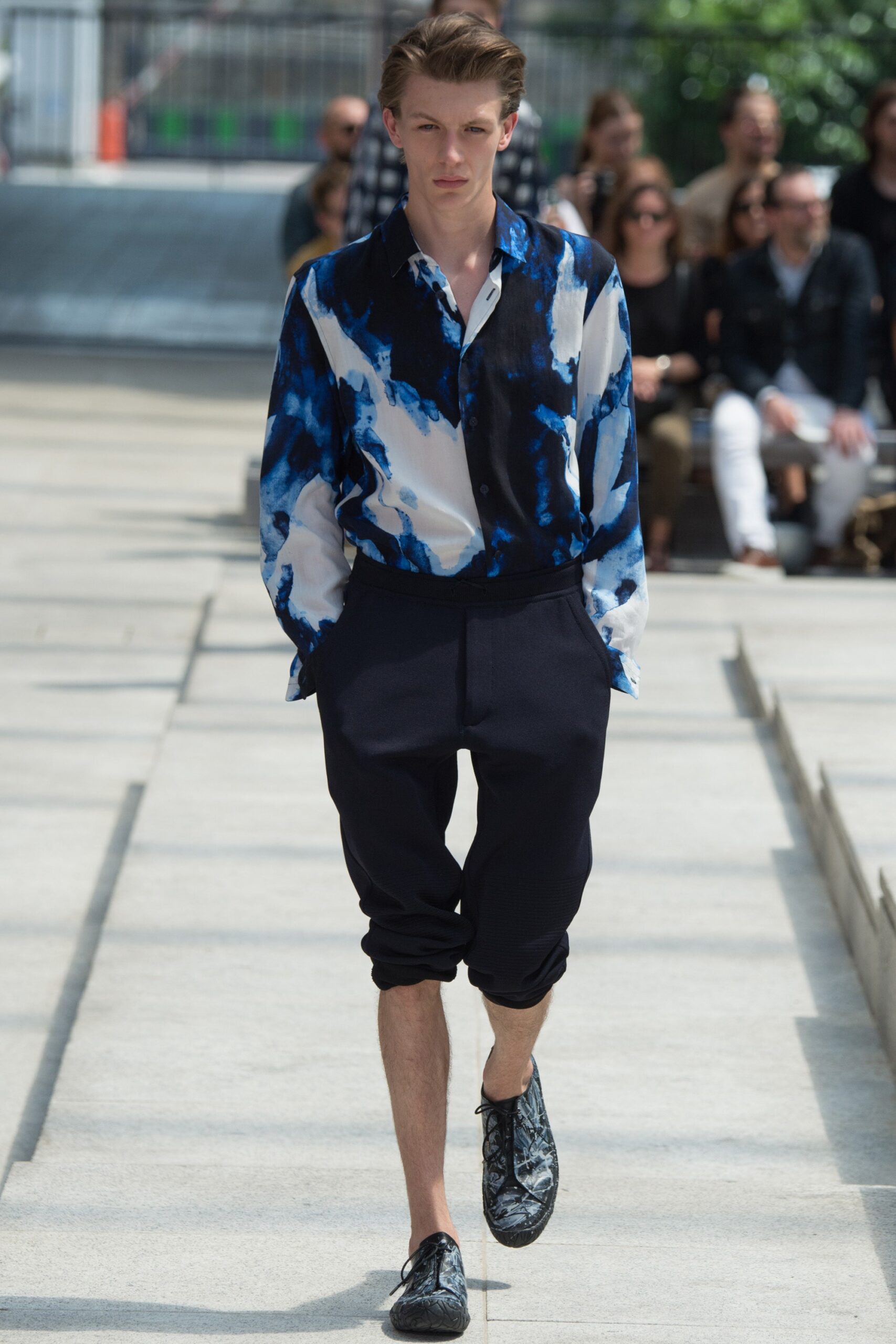 Issey Miyake S/S 17 Menswear Look 26