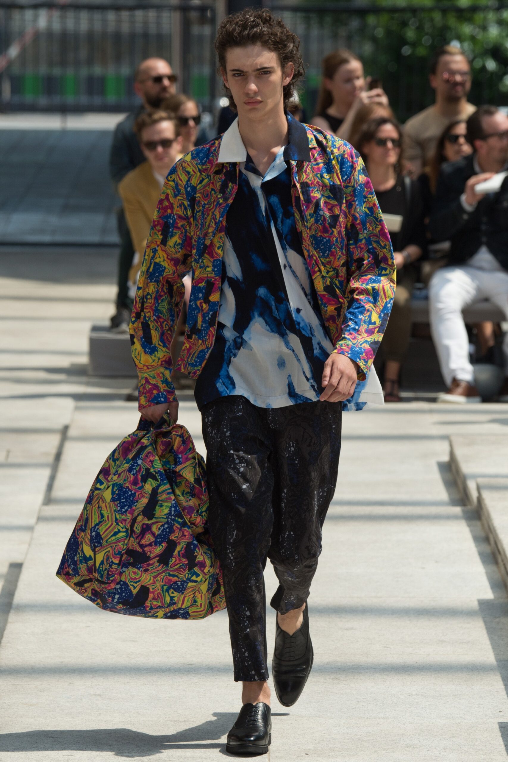 Issey Miyake S/S 17 Menswear Look 30