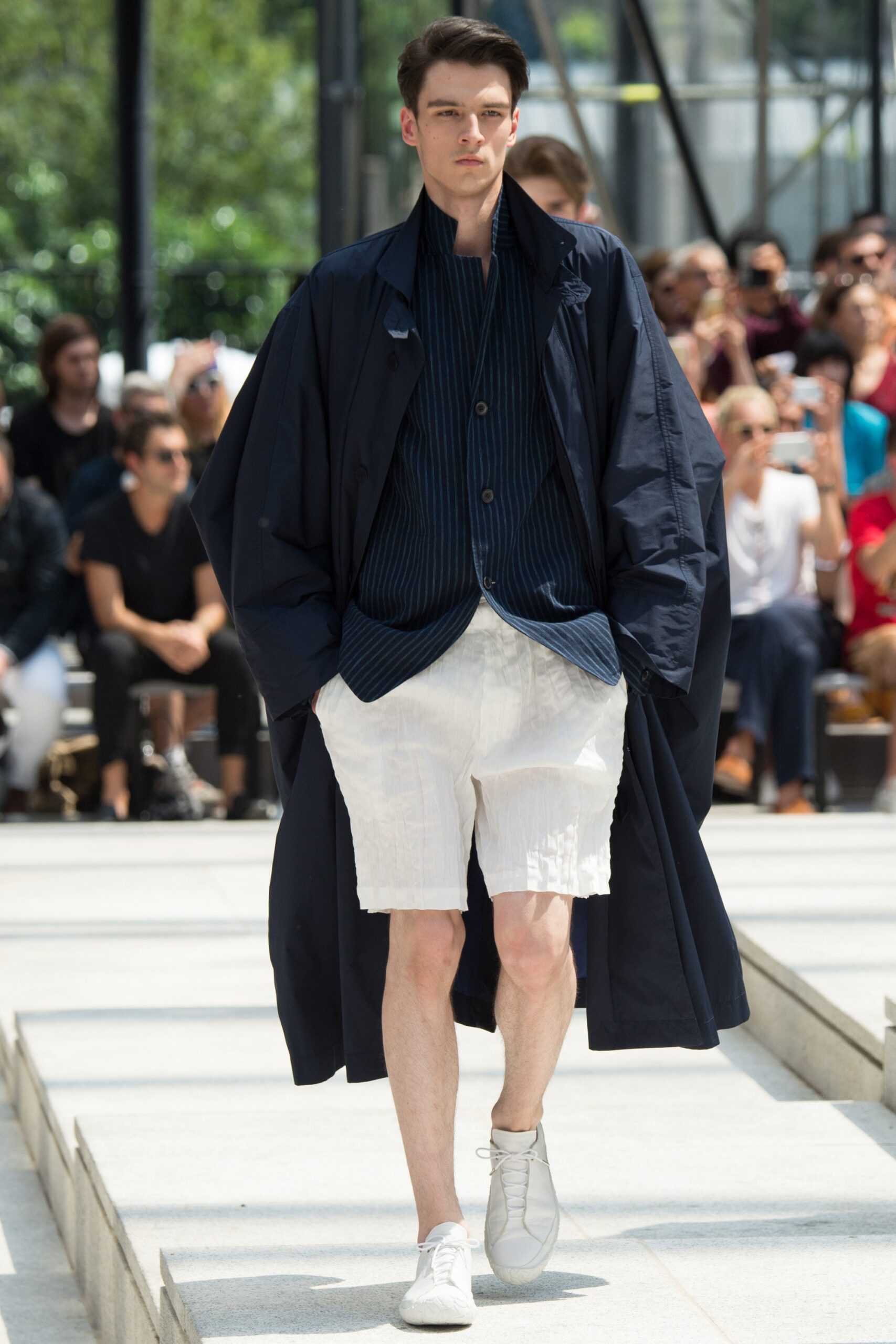 Issey Miyake S/S 17 Menswear Look 39