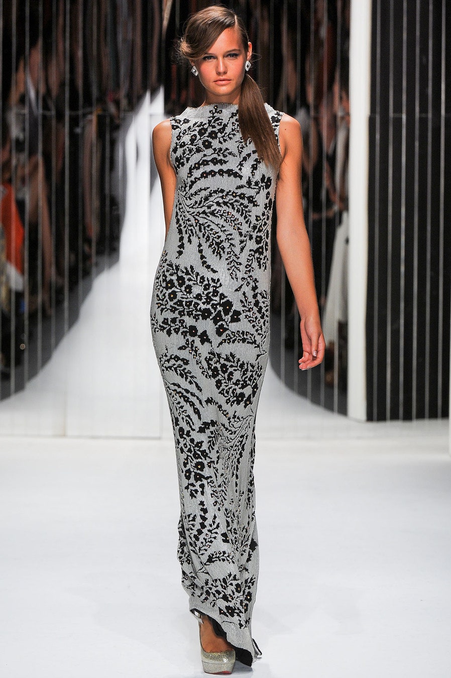 Jenny Packham S/S 13 Look 24