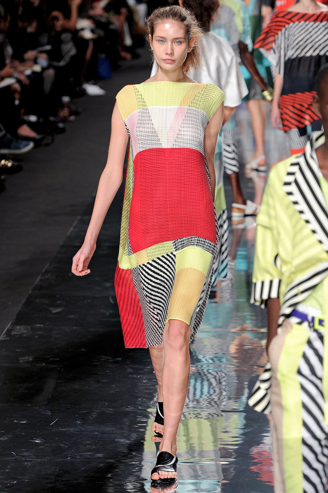 Issey Miyake S/S 13 Look 39