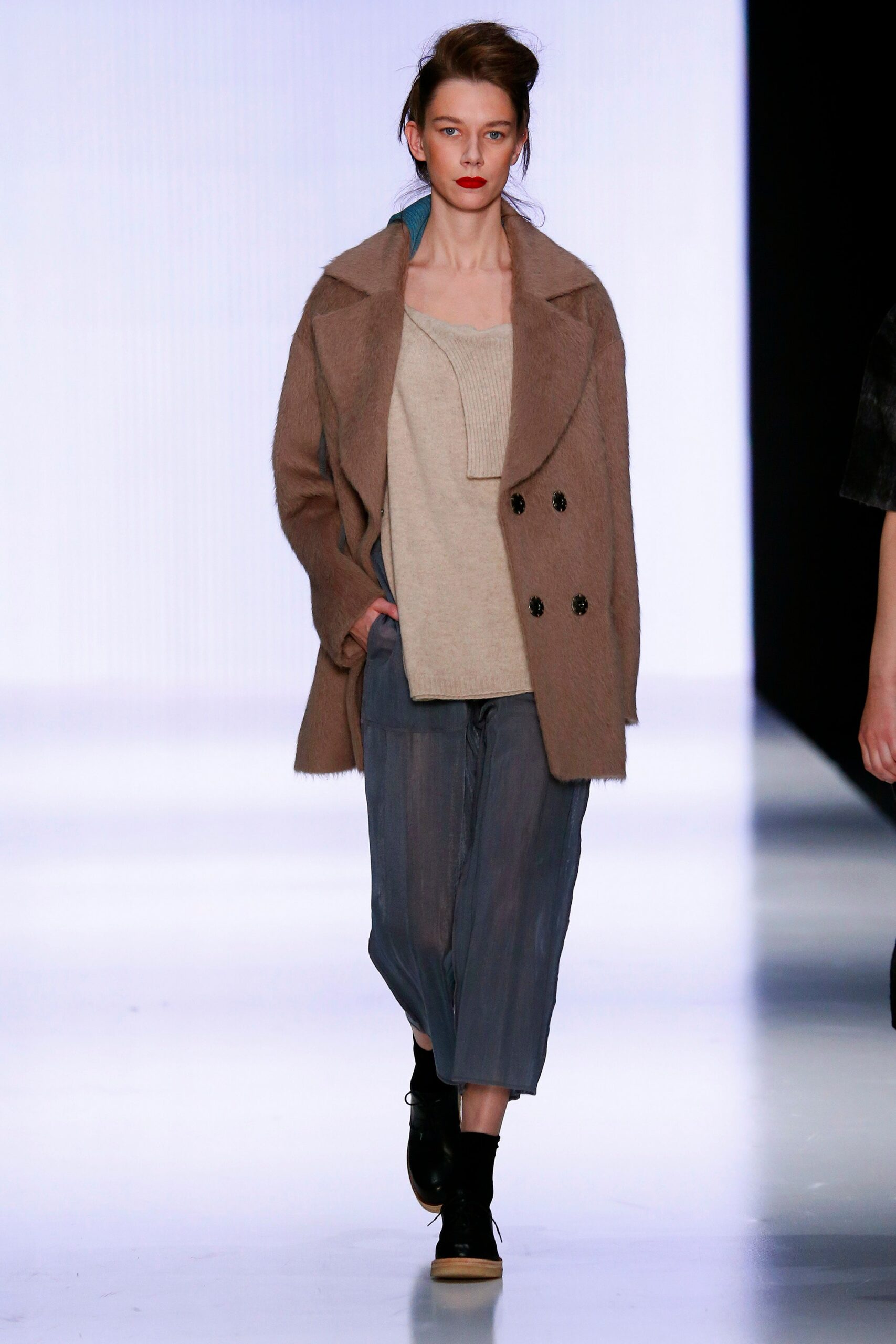 Julia Nikolaeva Russia F/W 16 Look 3