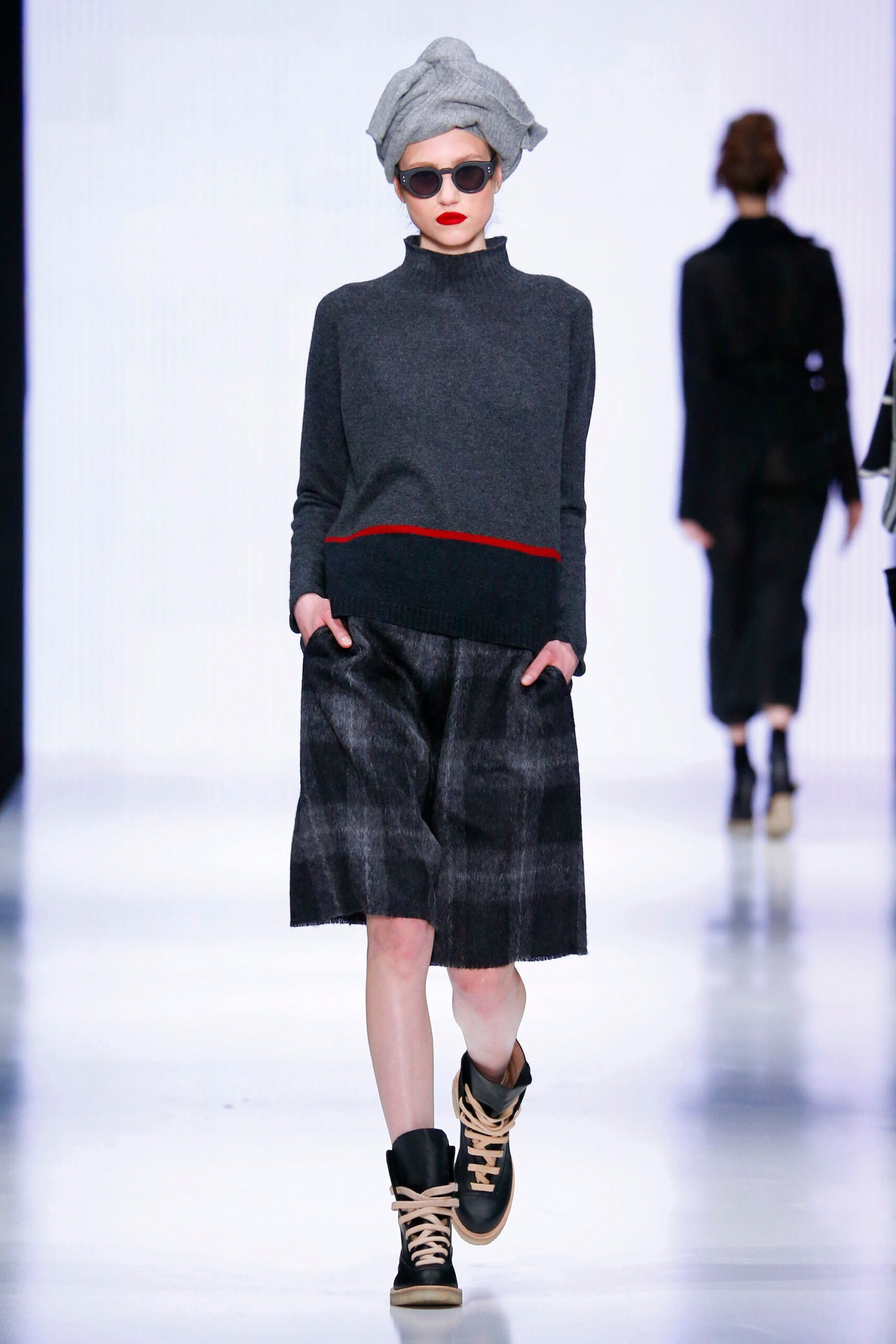 Julia Nikolaeva Russia F/W 16 Look 12