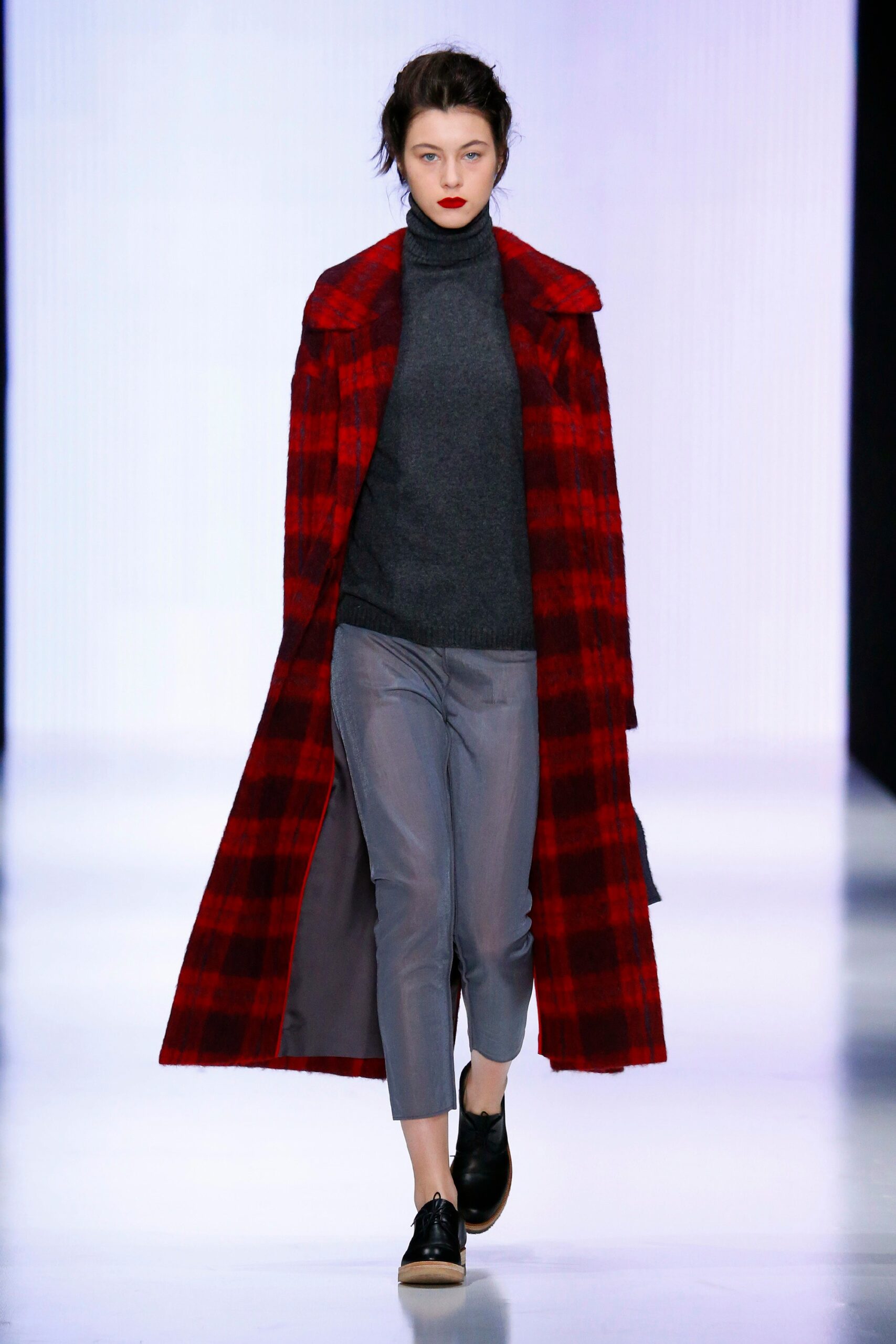 Julia Nikolaeva Russia F/W 16 Look 14