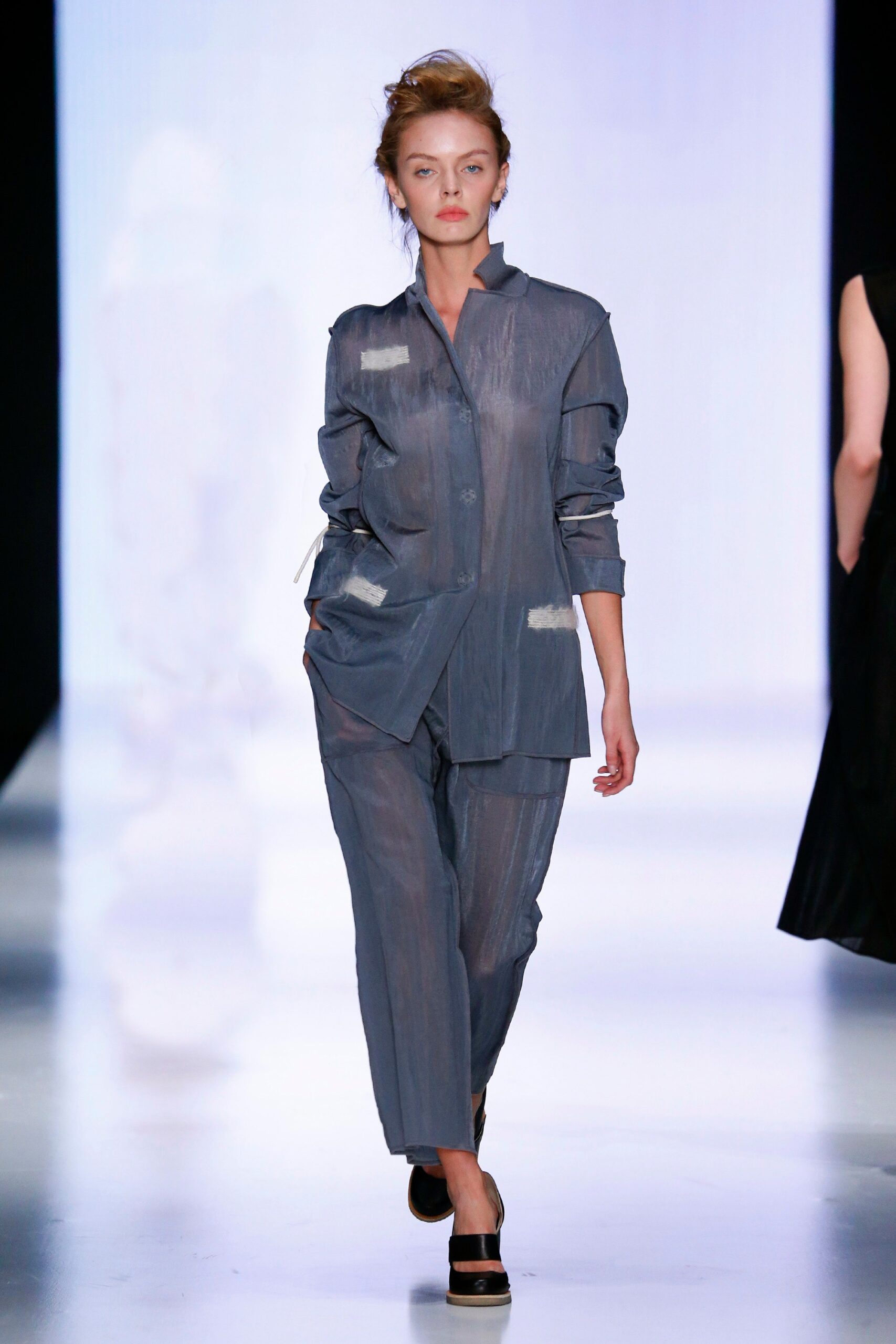 Julia Nikolaeva Russia F/W 16 Look 25