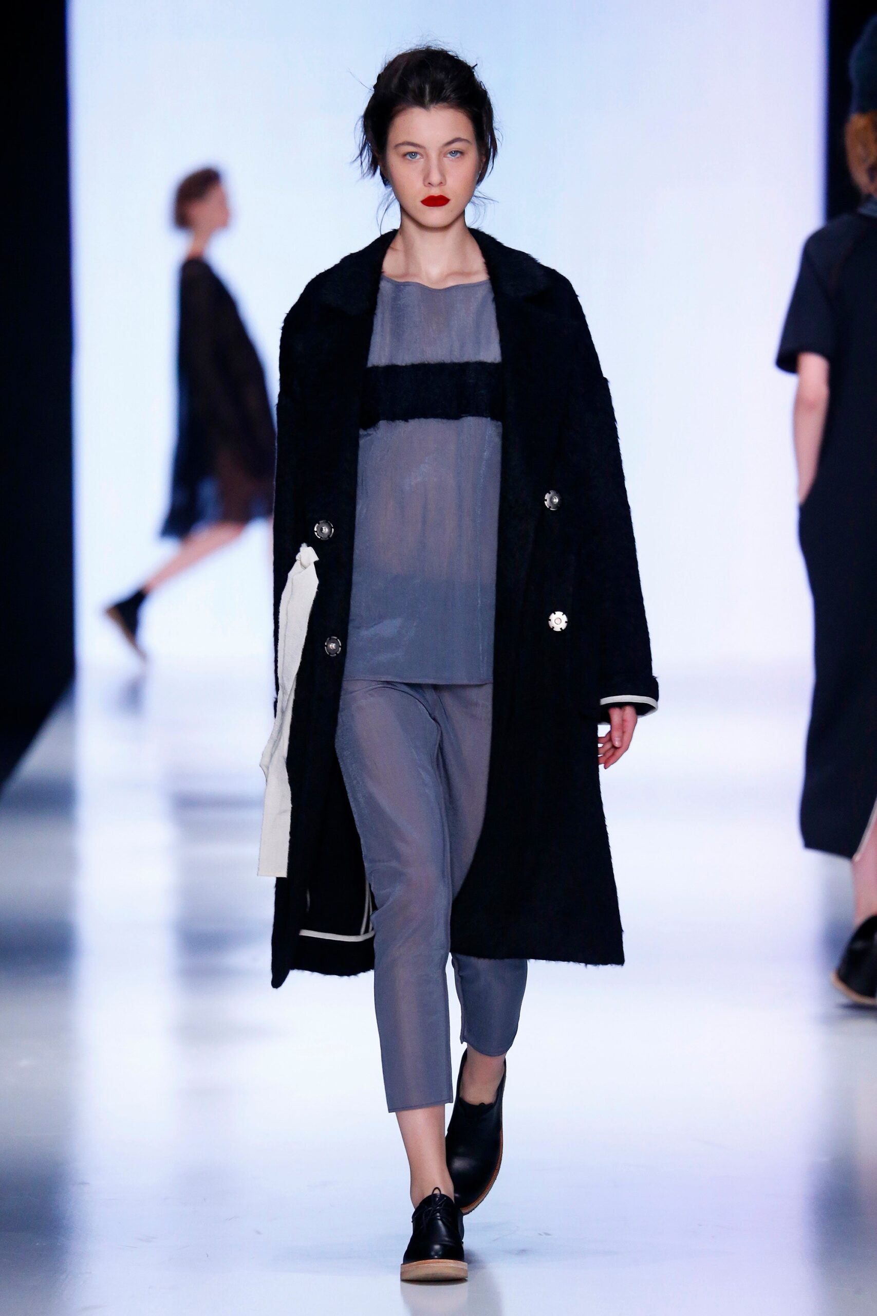 Julia Nikolaeva Russia F/W 16 Look 30
