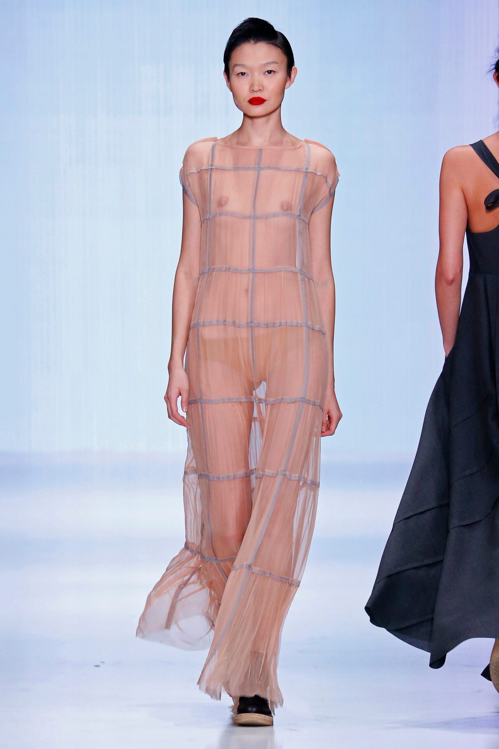 Julia Nikolaeva Russia F/W 16 Look 37
