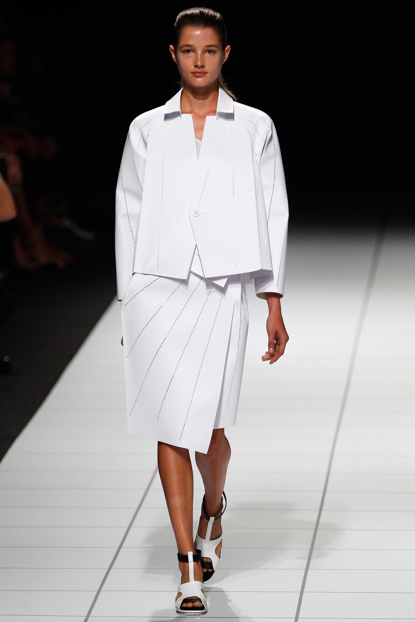 Issey Miyake S/S 14 Look 2