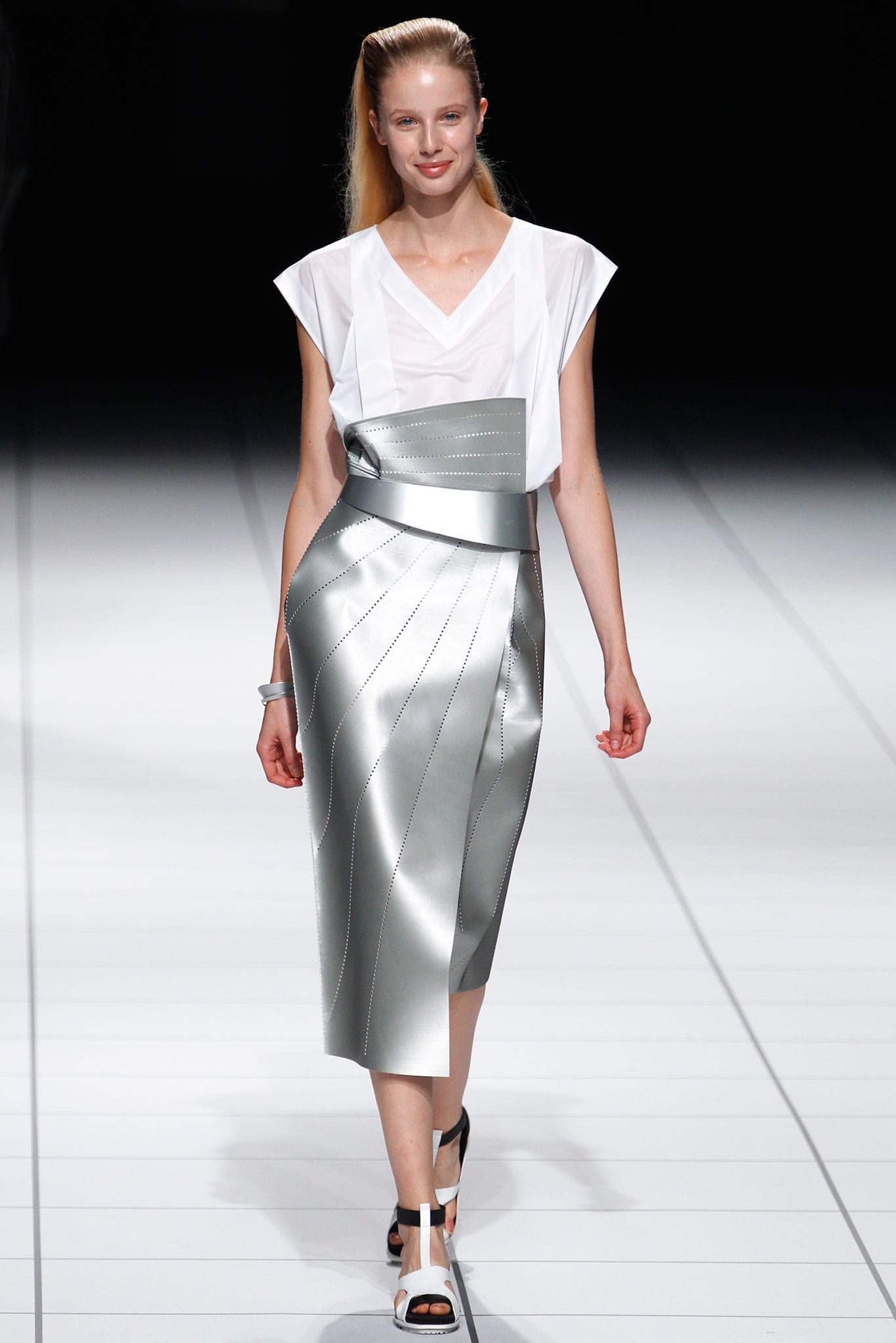 Issey Miyake S/S 14 Look 8