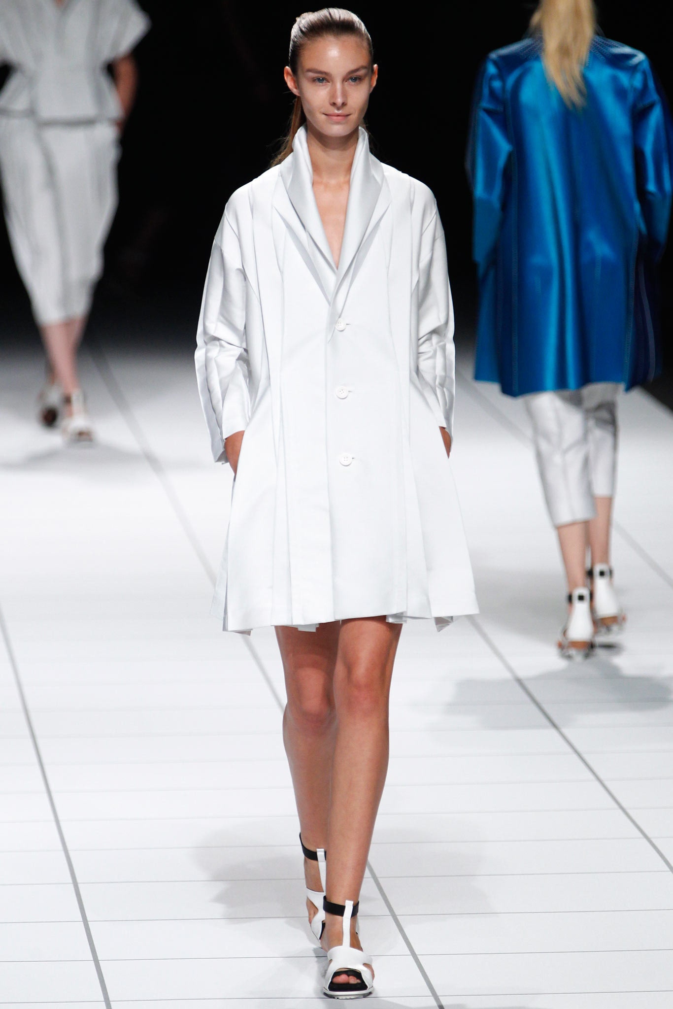 Issey Miyake S/S 14 Look 9