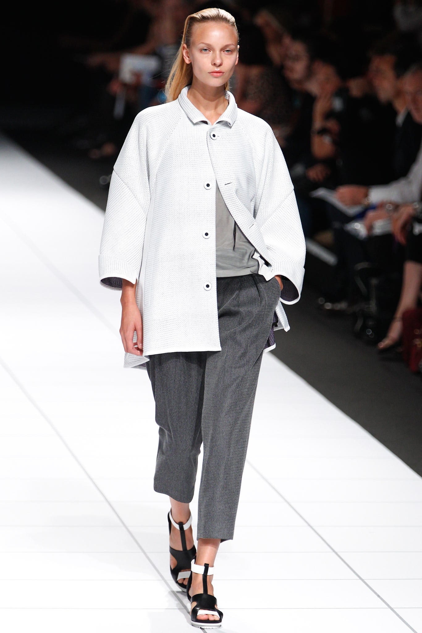Issey Miyake S/S 14 Look 23