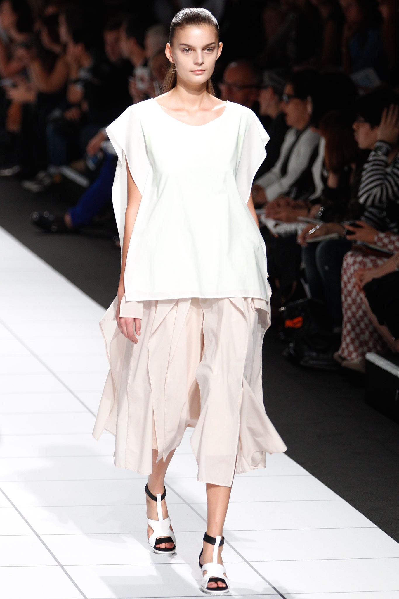 Issey Miyake S/S 14 Look 36