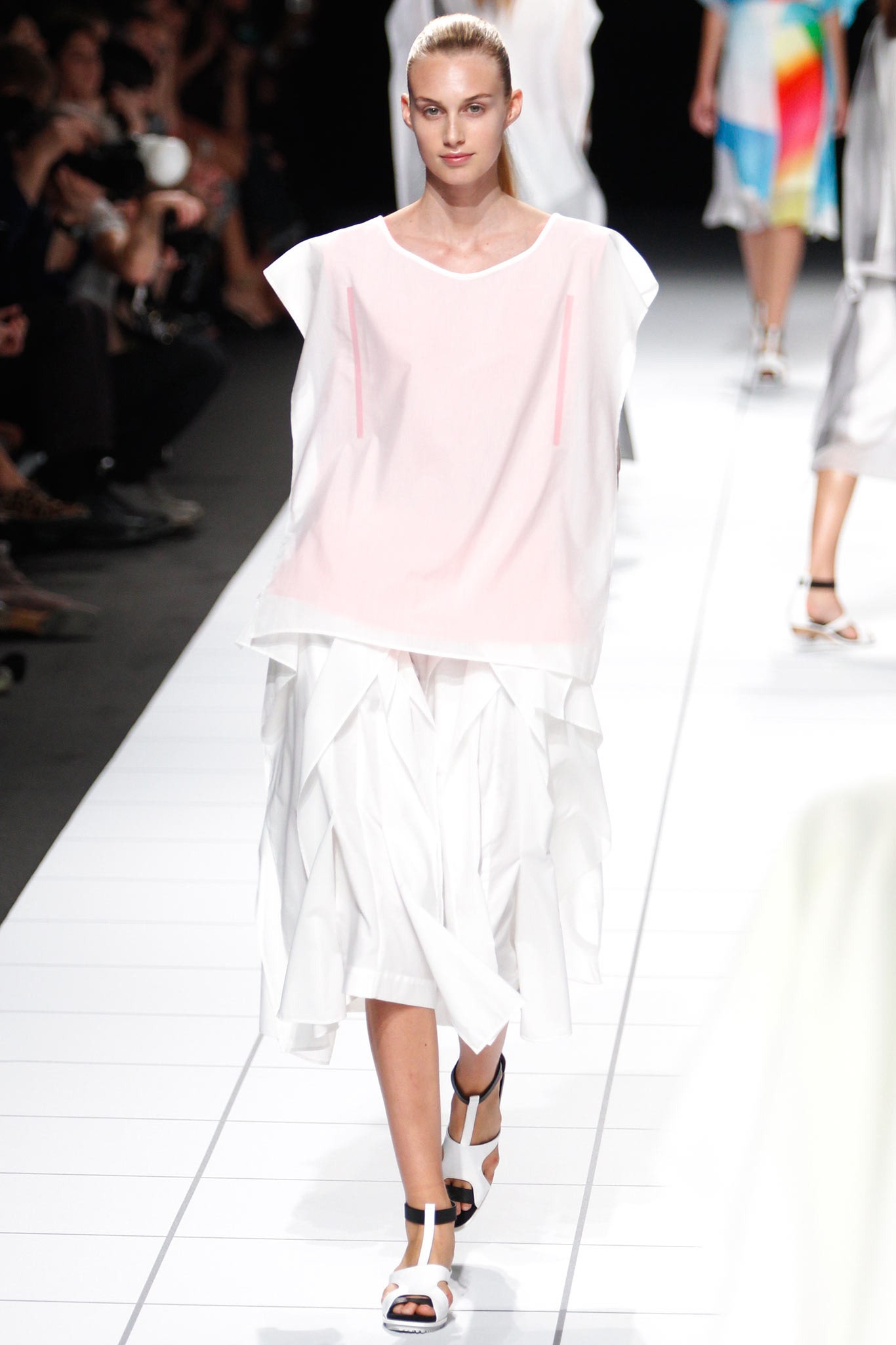Issey Miyake S/S 14 Look 39