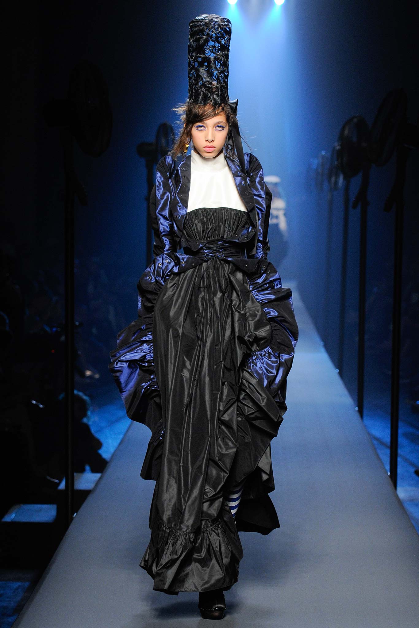 Jean Paul Gaultier F/W 15 Couture Look 22