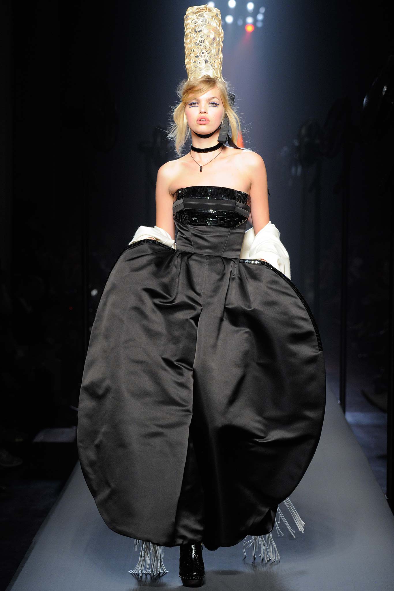 Jean Paul Gaultier F/W 15 Couture Look 52