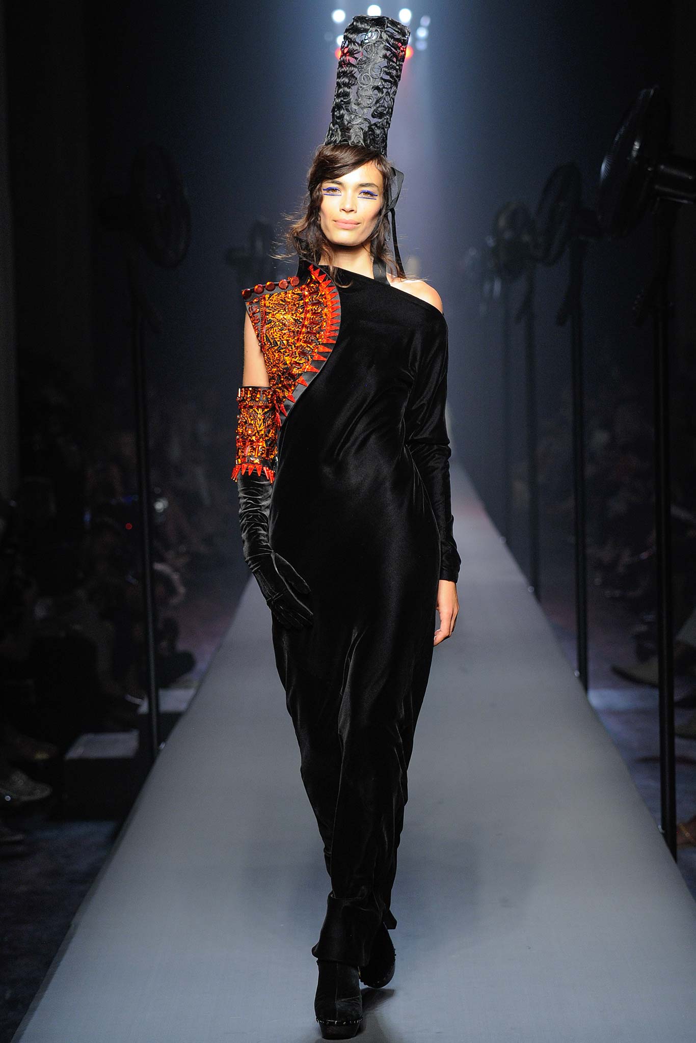 Jean Paul Gaultier F/W 15 Couture Look 53