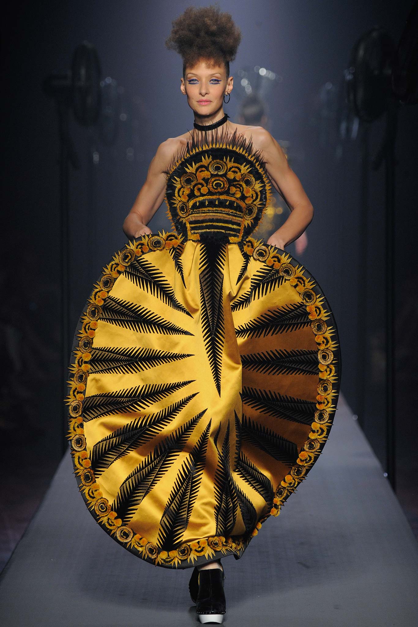Jean Paul Gaultier F/W 15 Couture Look 57