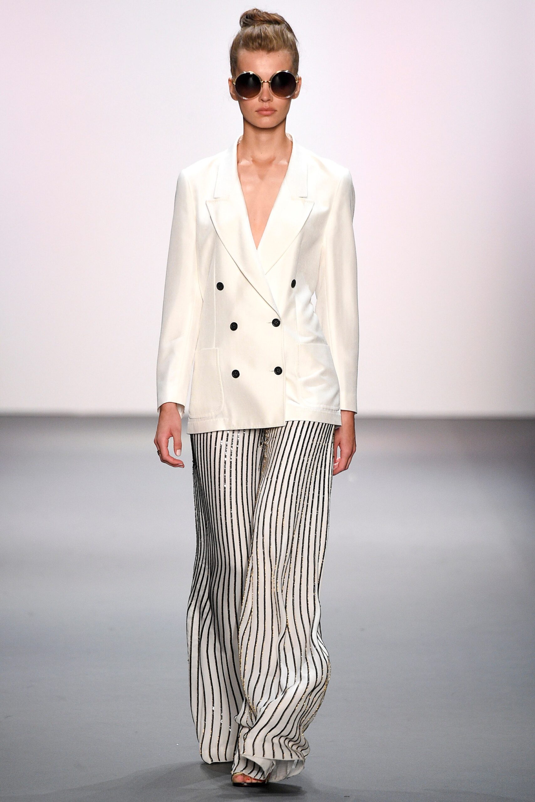Jenny Packham S/S 17 Look 4