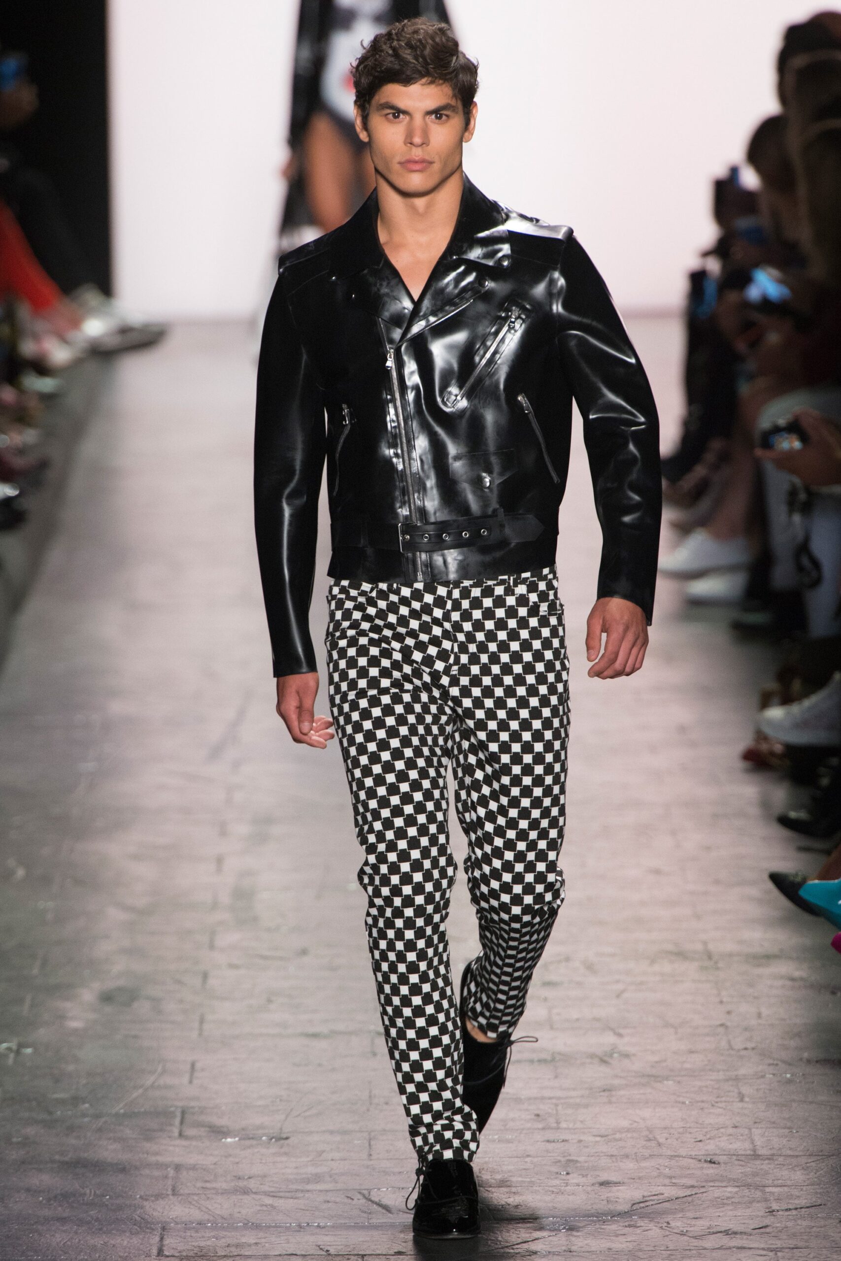 Jeremy Scott S/S 17 Look 21