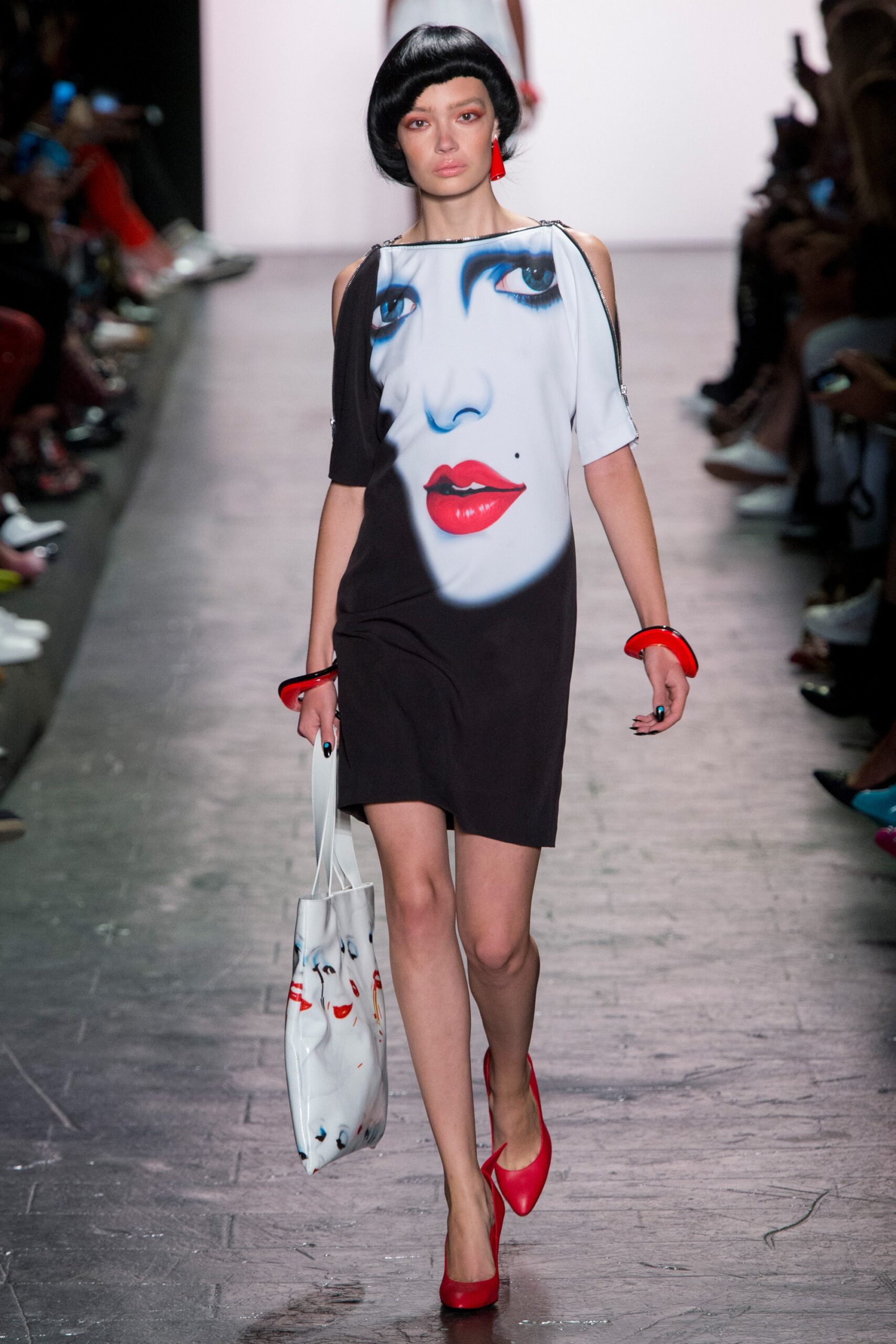 Jeremy Scott S/S 17 Look 31
