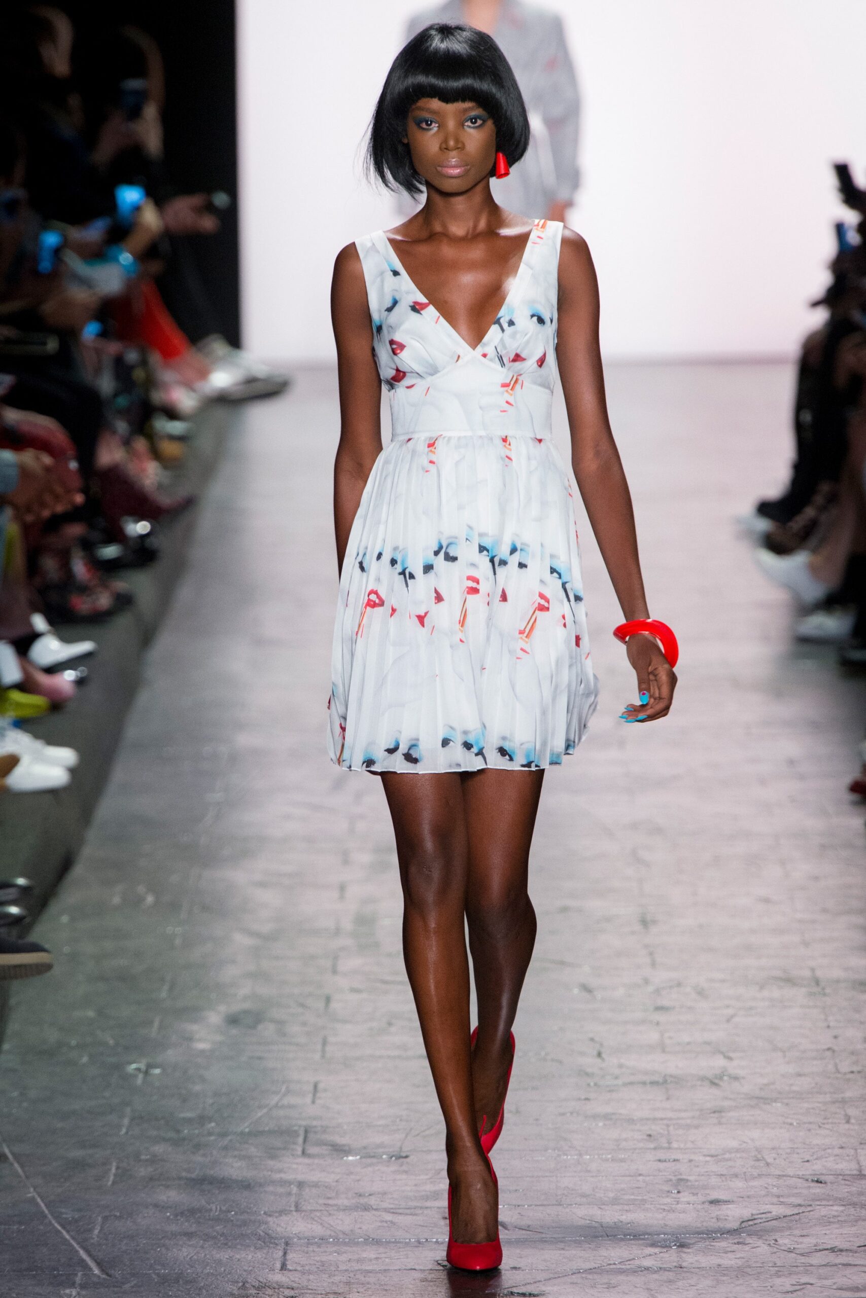 Jeremy Scott S/S 17 Look 32