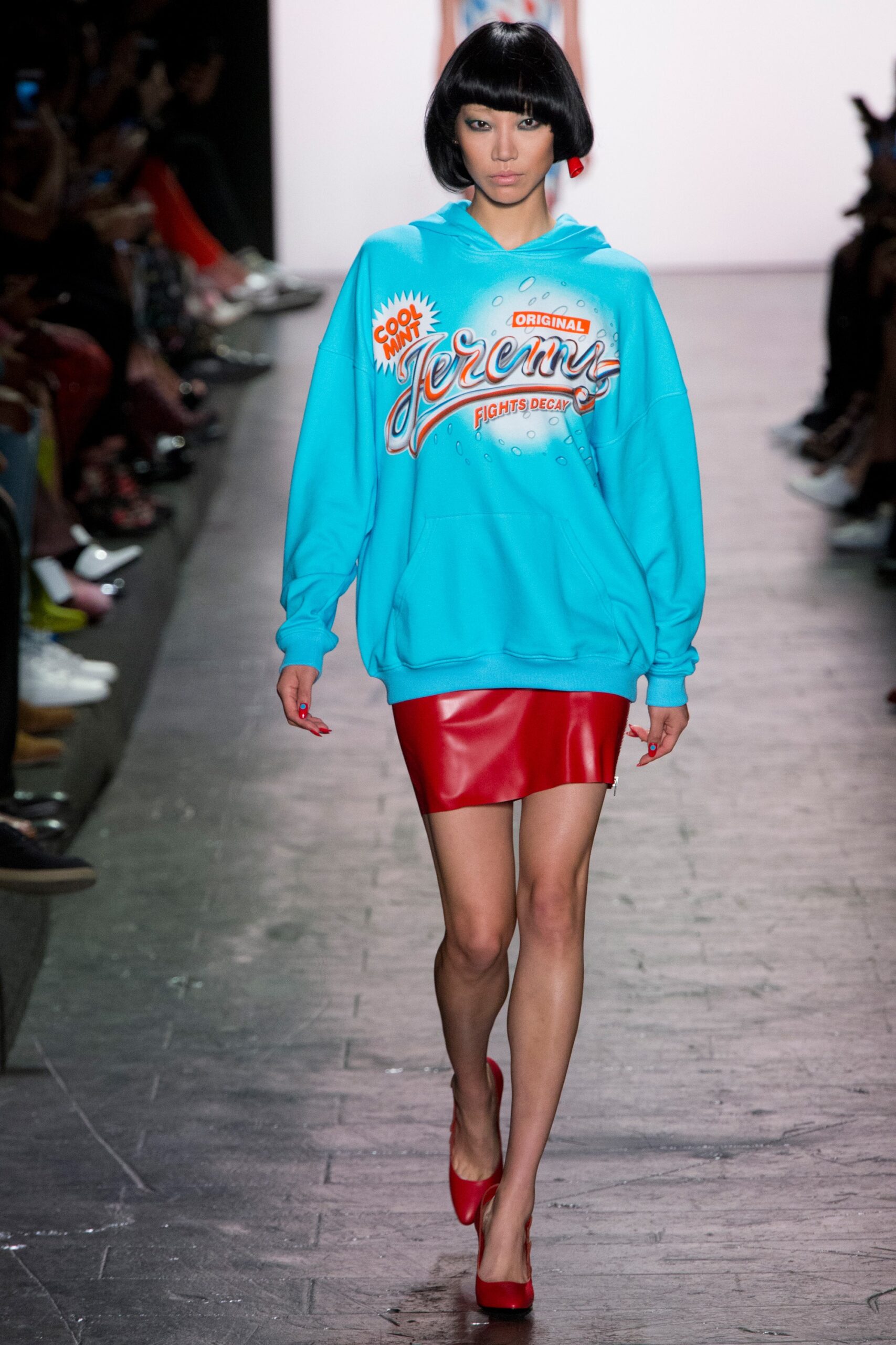 Jeremy Scott S/S 17 Look 34