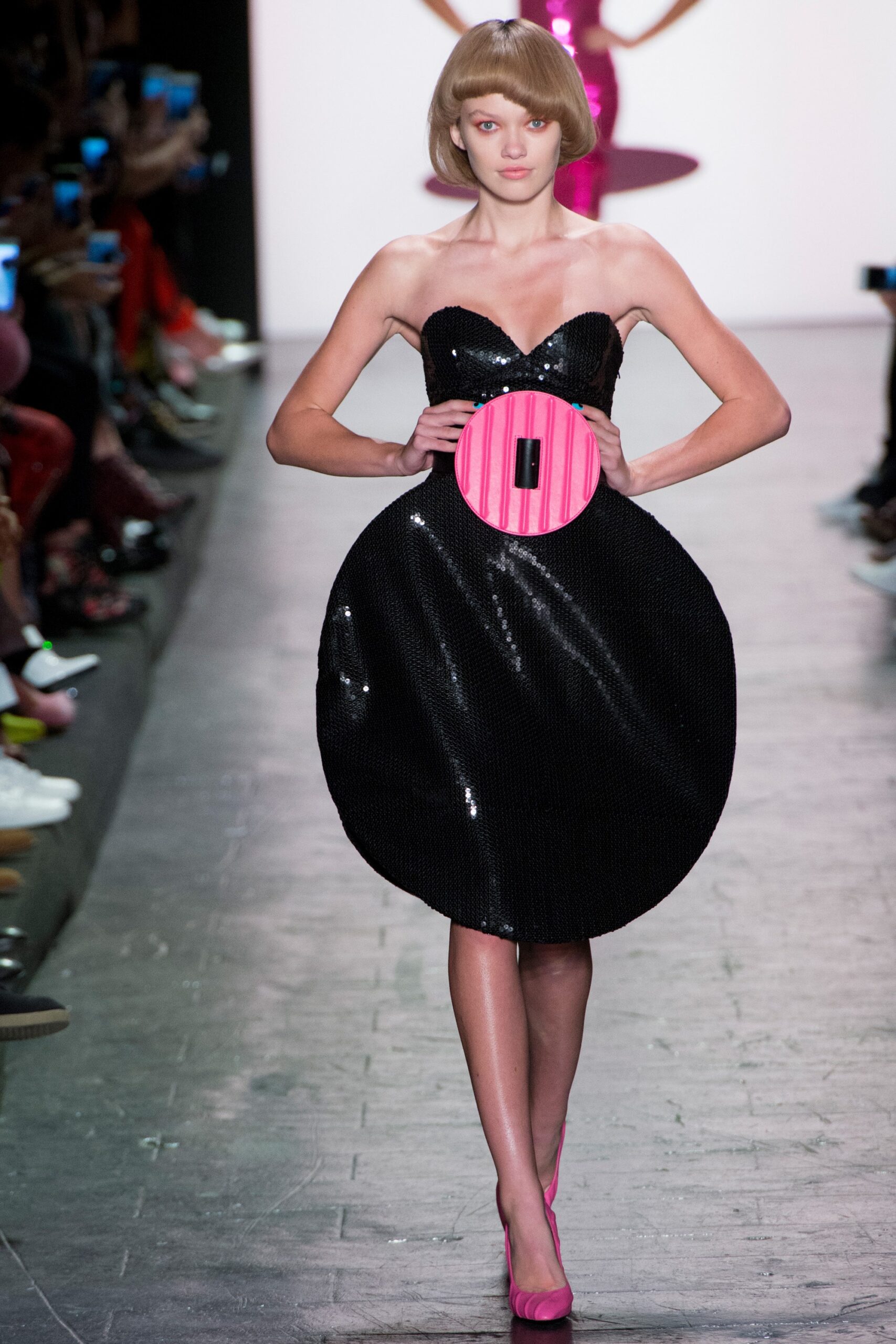 Jeremy Scott S/S 17 Look 45