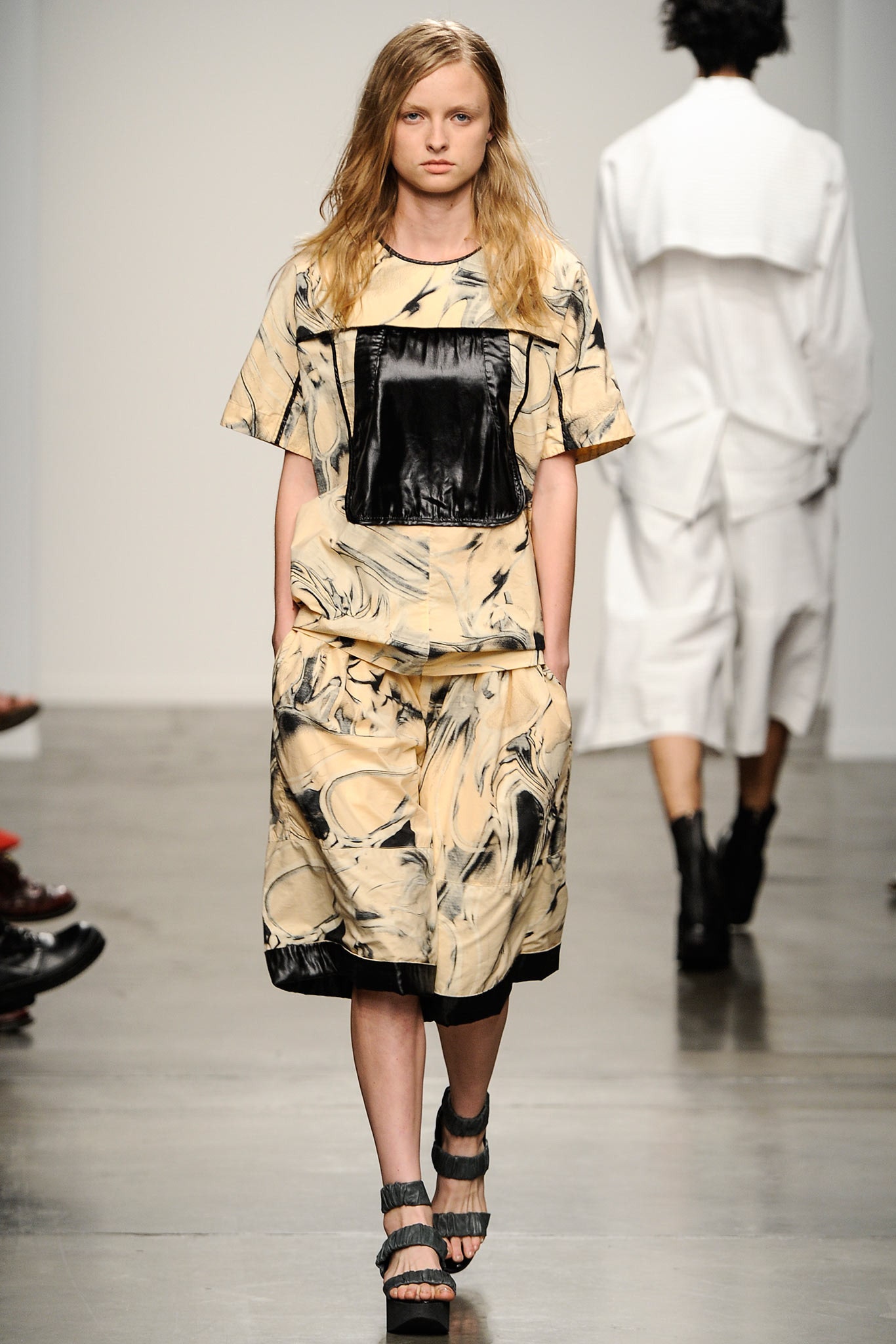 Jeremy Laing S/S 14 Look 15
