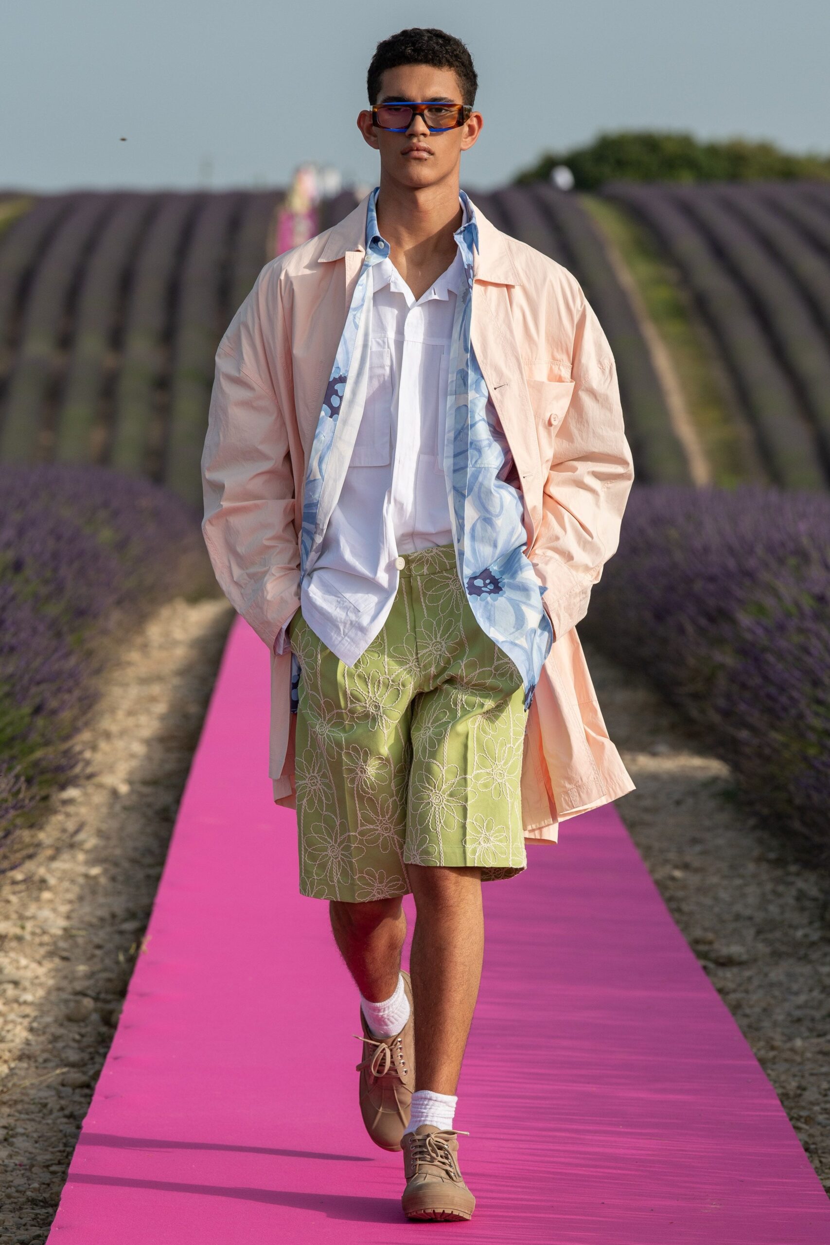 Jacquemus S/S 20 Look 2