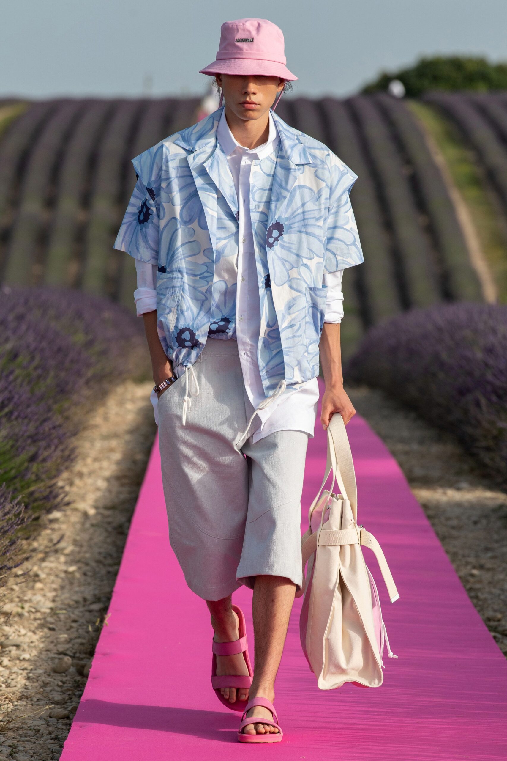 Jacquemus S/S 20 Look 6