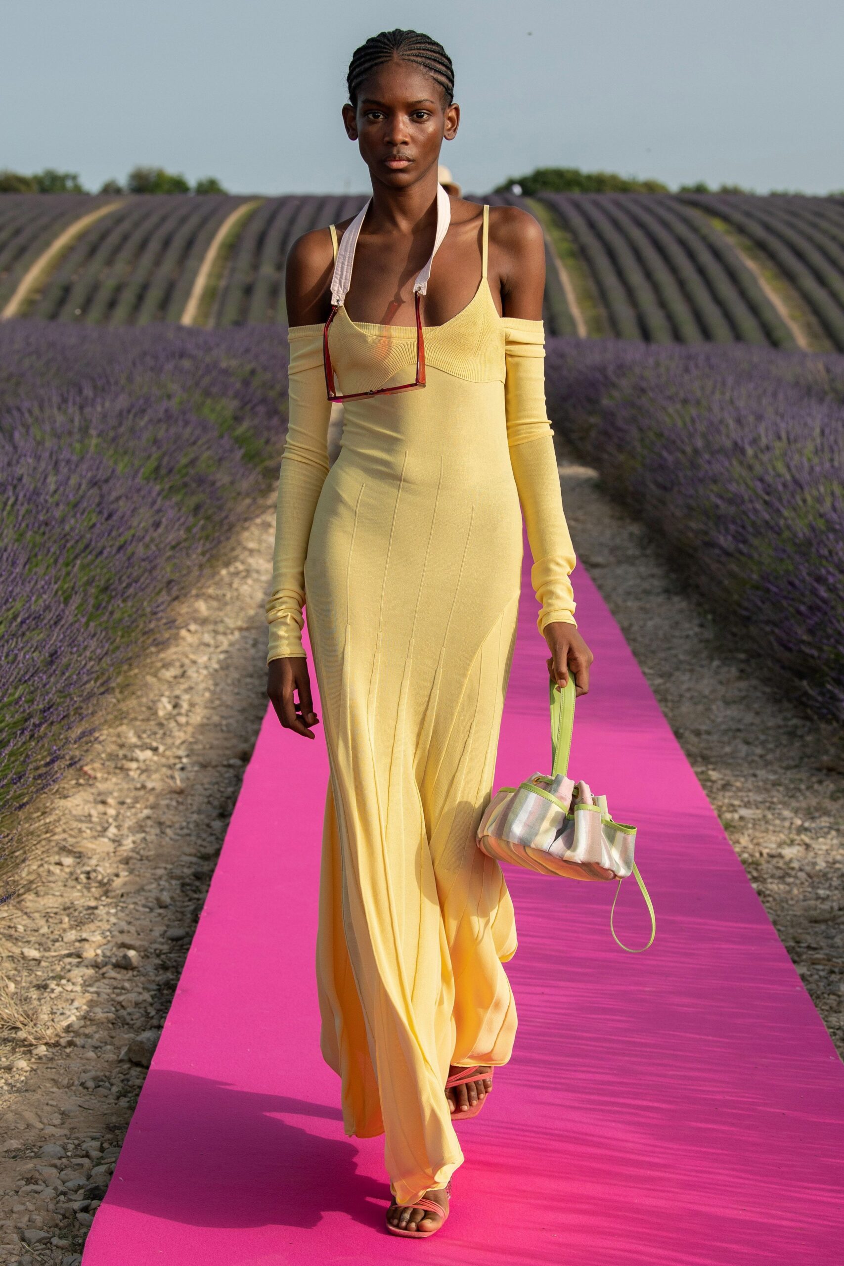 Jacquemus S/S 20 Look 9