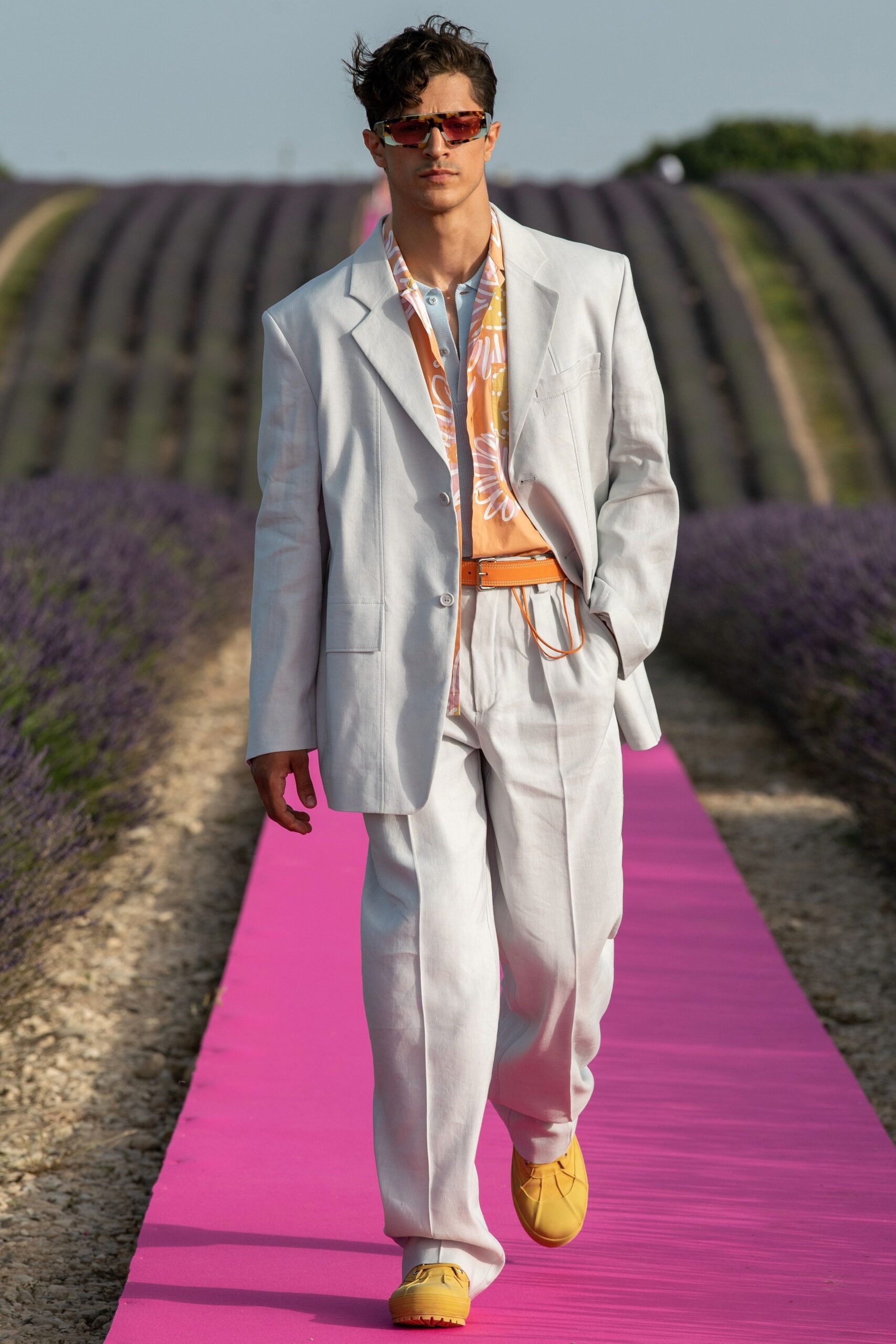 Jacquemus S/S 20 Look 16