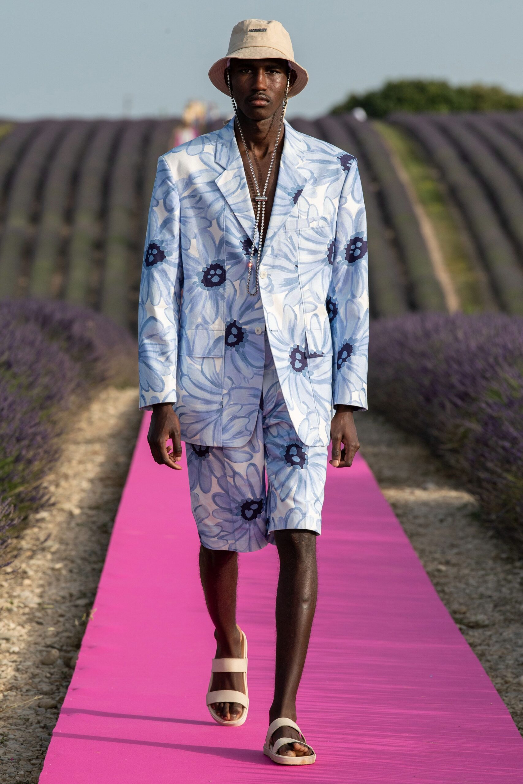 Jacquemus S/S 20 Look 32