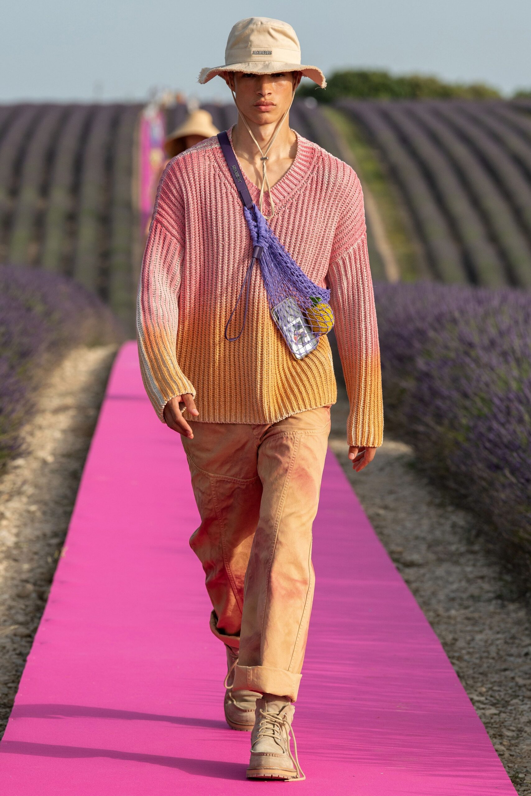 Jacquemus S/S 20 Look 38