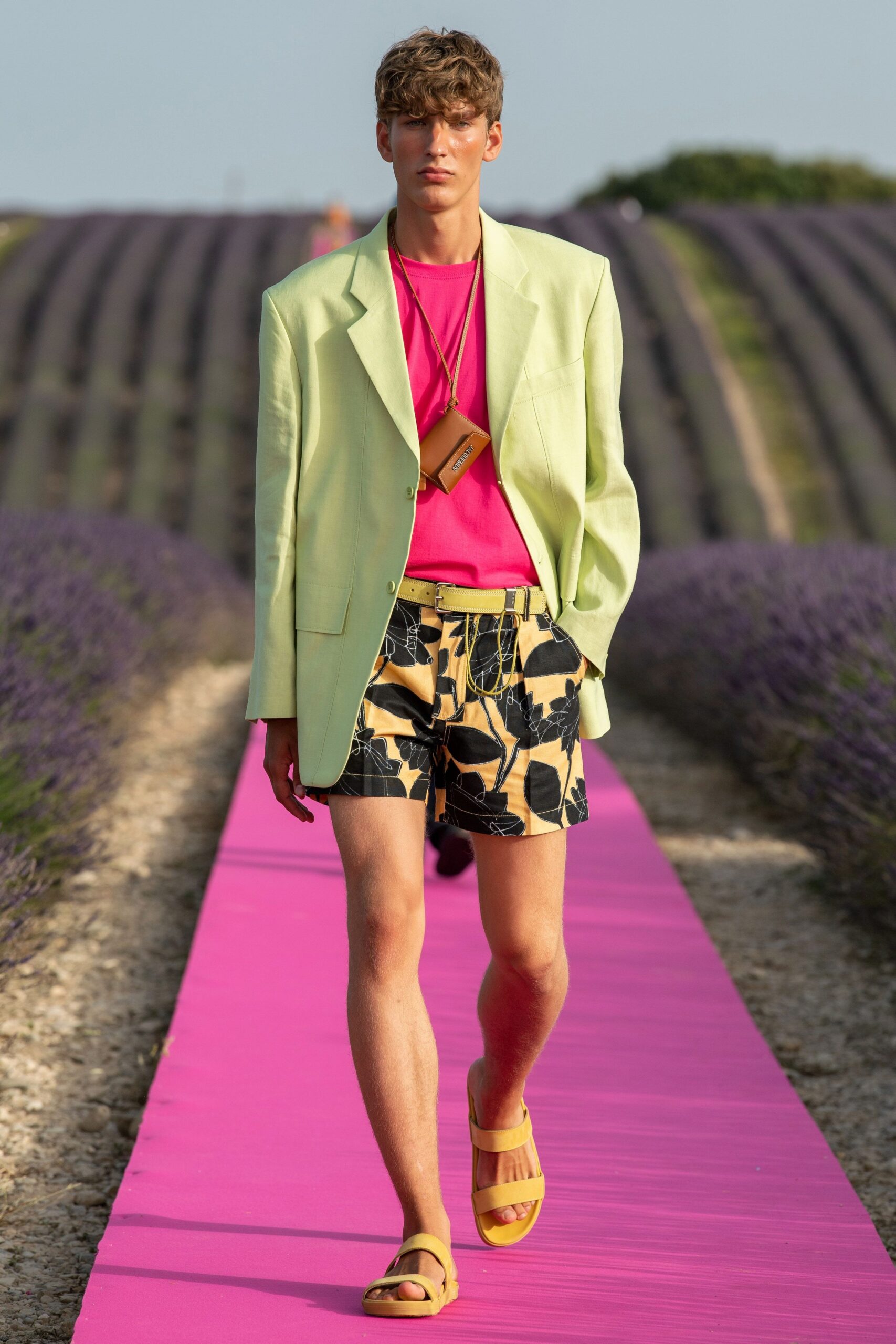 Jacquemus S/S 20 Look 47
